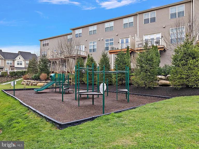 WALNUT WALK - Residential