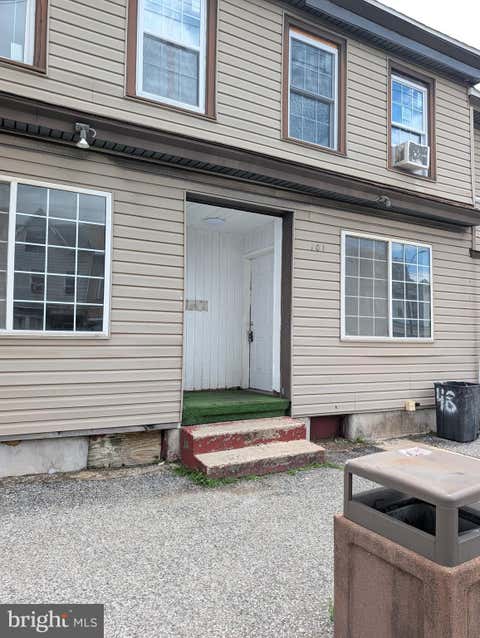 Townhouse For Rent - 101 S 2nd Street #101B<br/> Schuylkill County, SAINT CLAIR, PA 17970