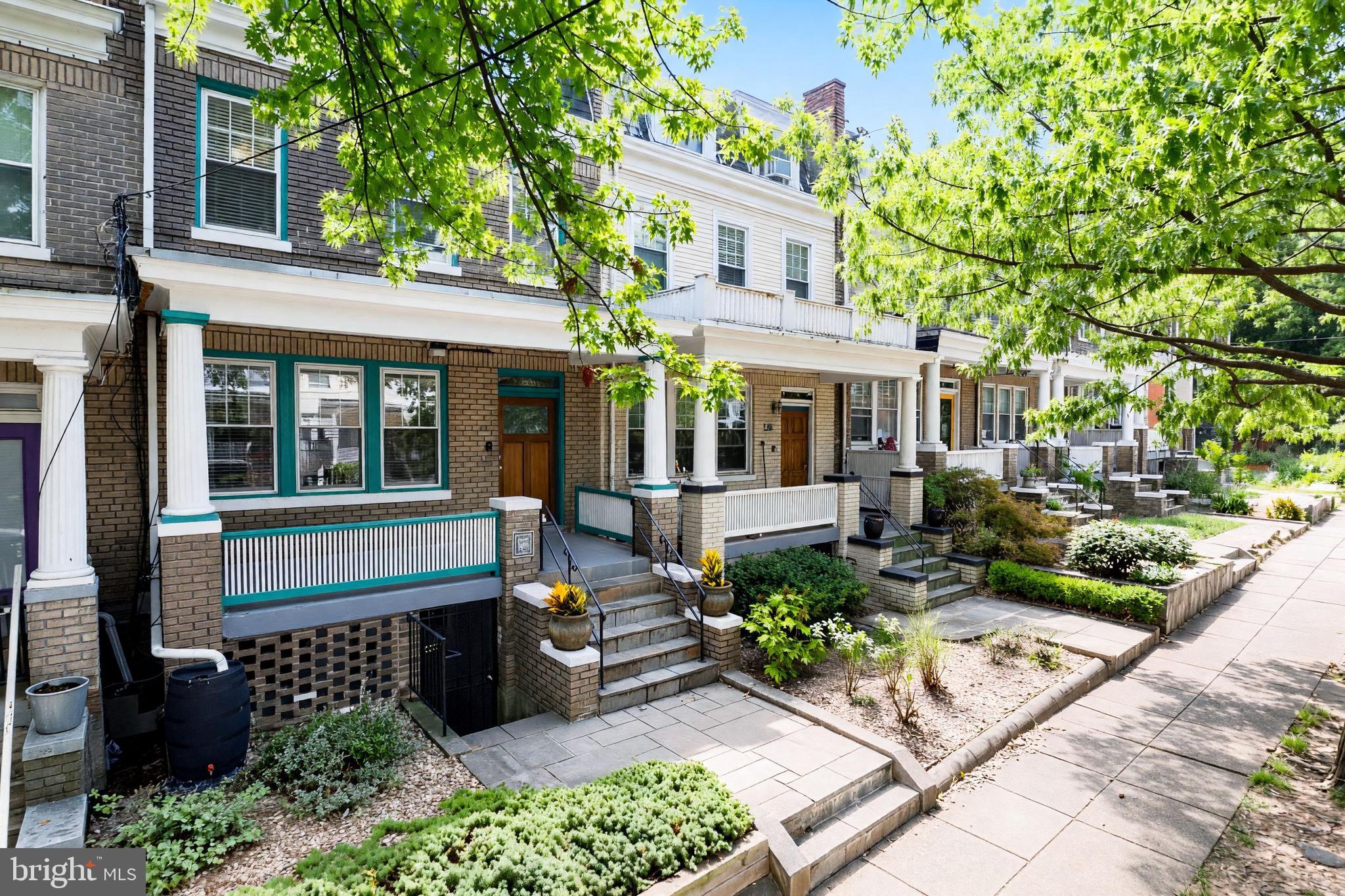 1516 BUCHANAN STREET NW