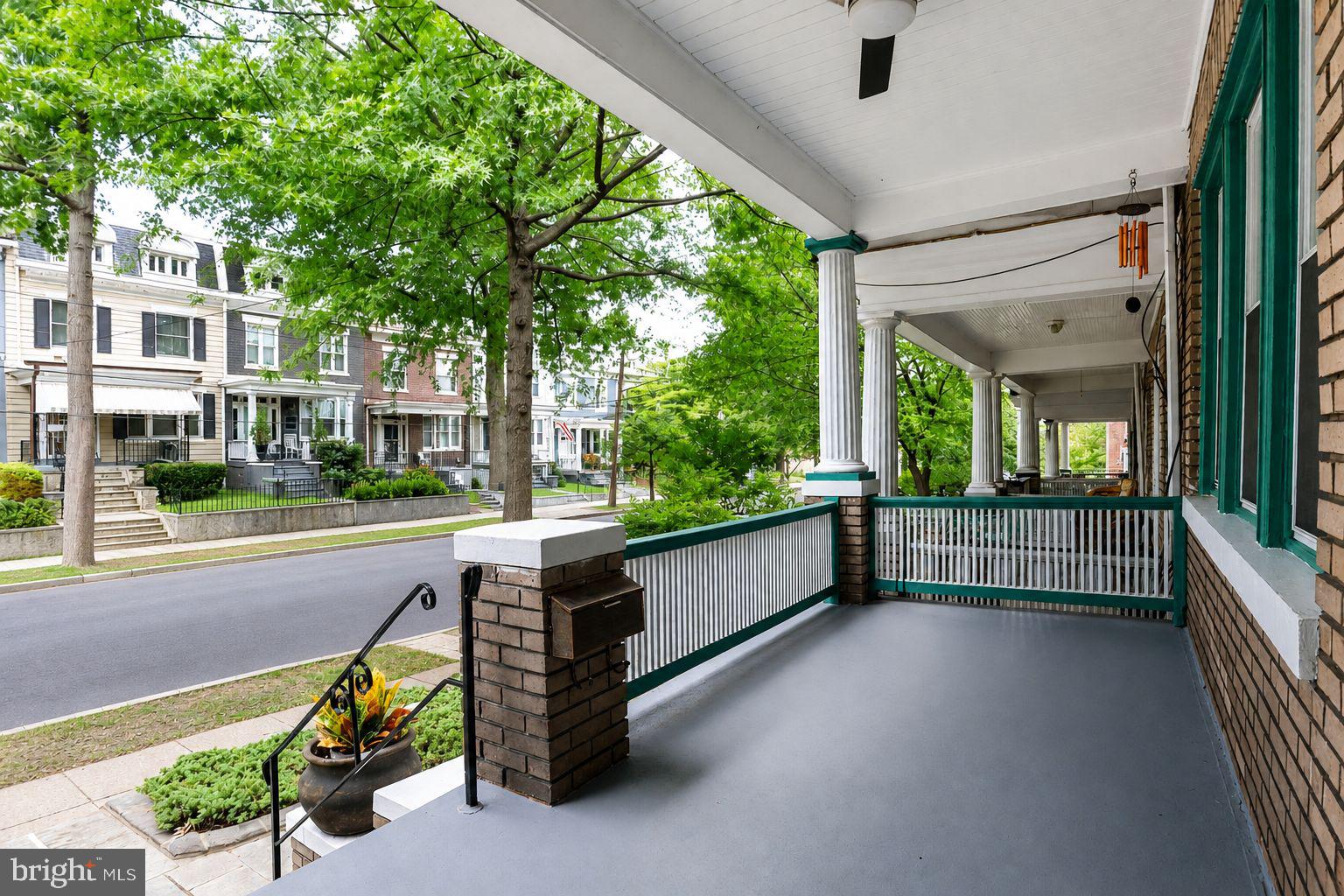 1516 BUCHANAN STREET NW