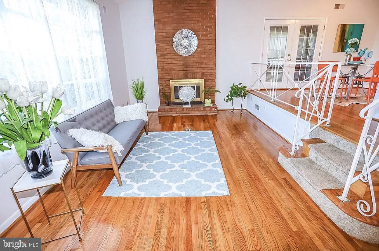 MANASSAS - Residential