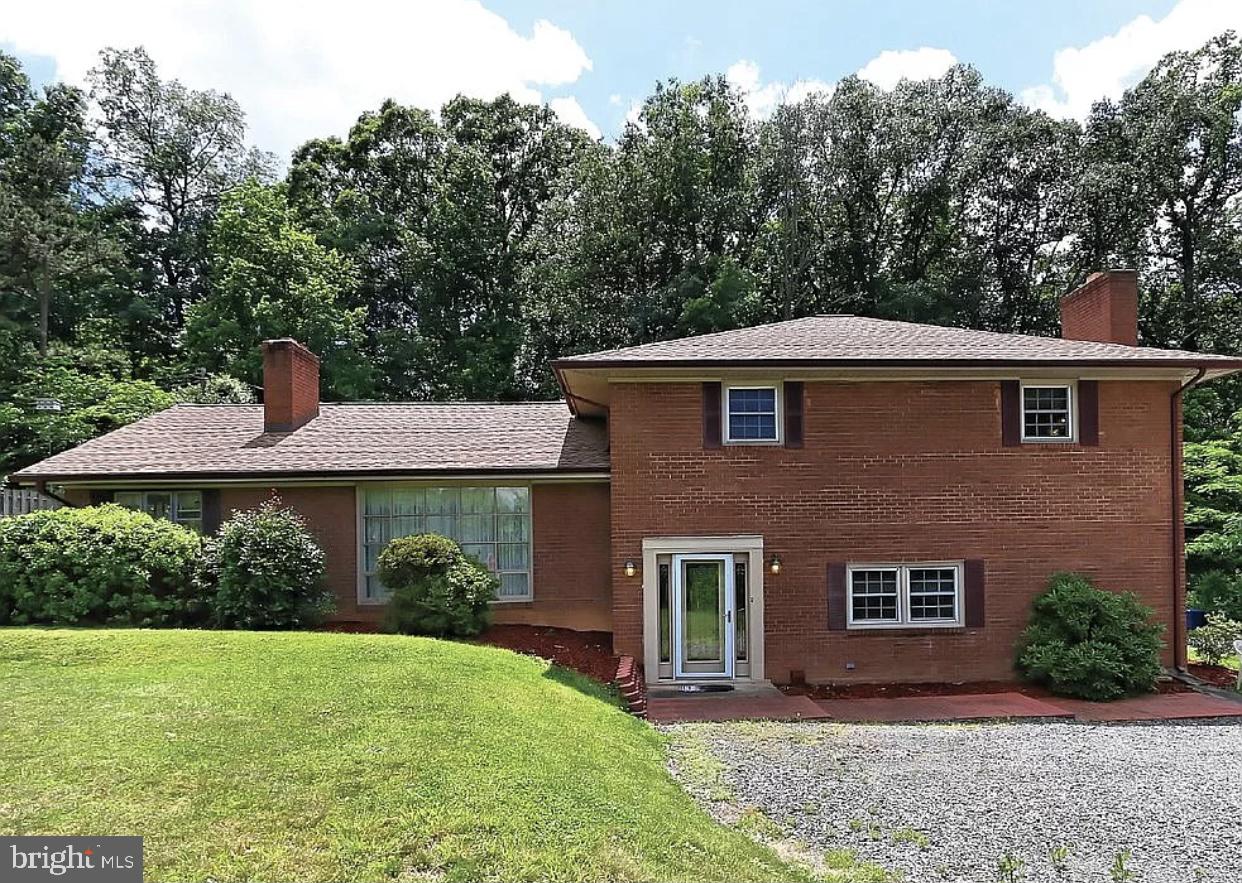 MANASSAS - Residential