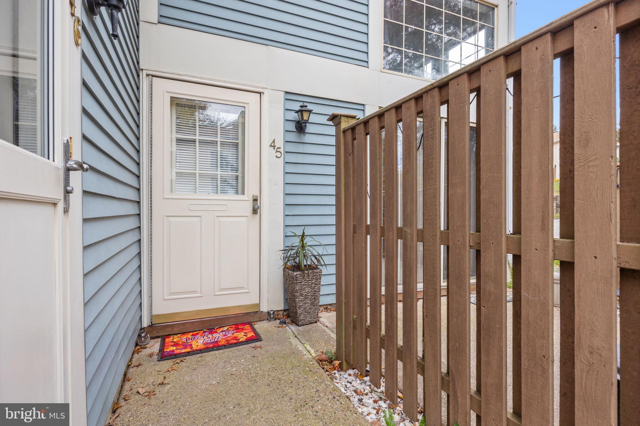 SAW MILL VALLEY - Residential