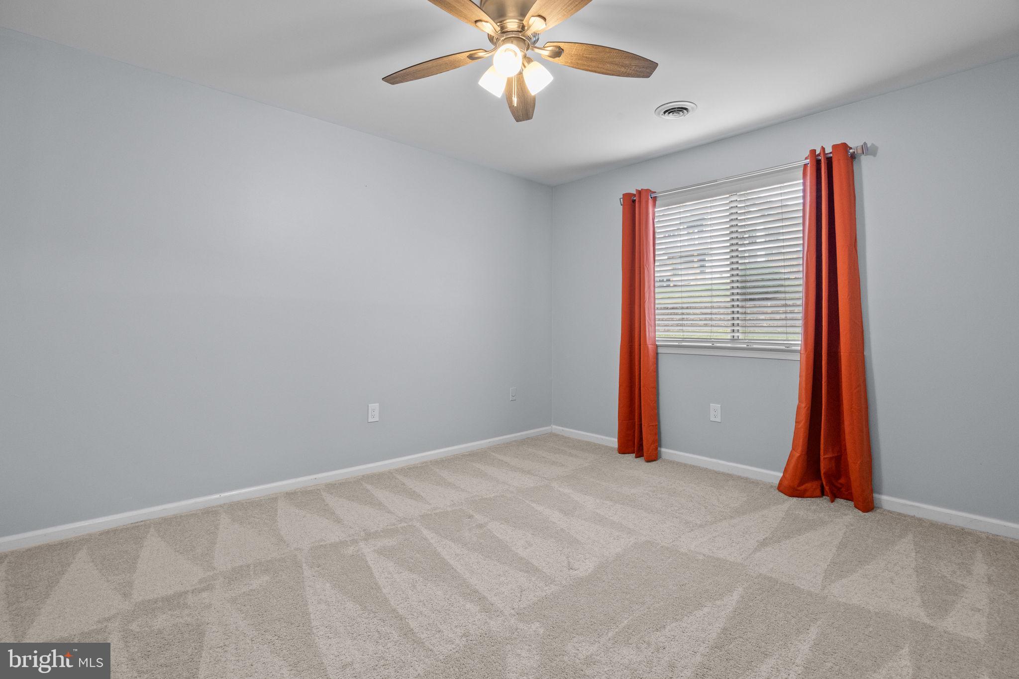 SAW MILL VALLEY - Residential