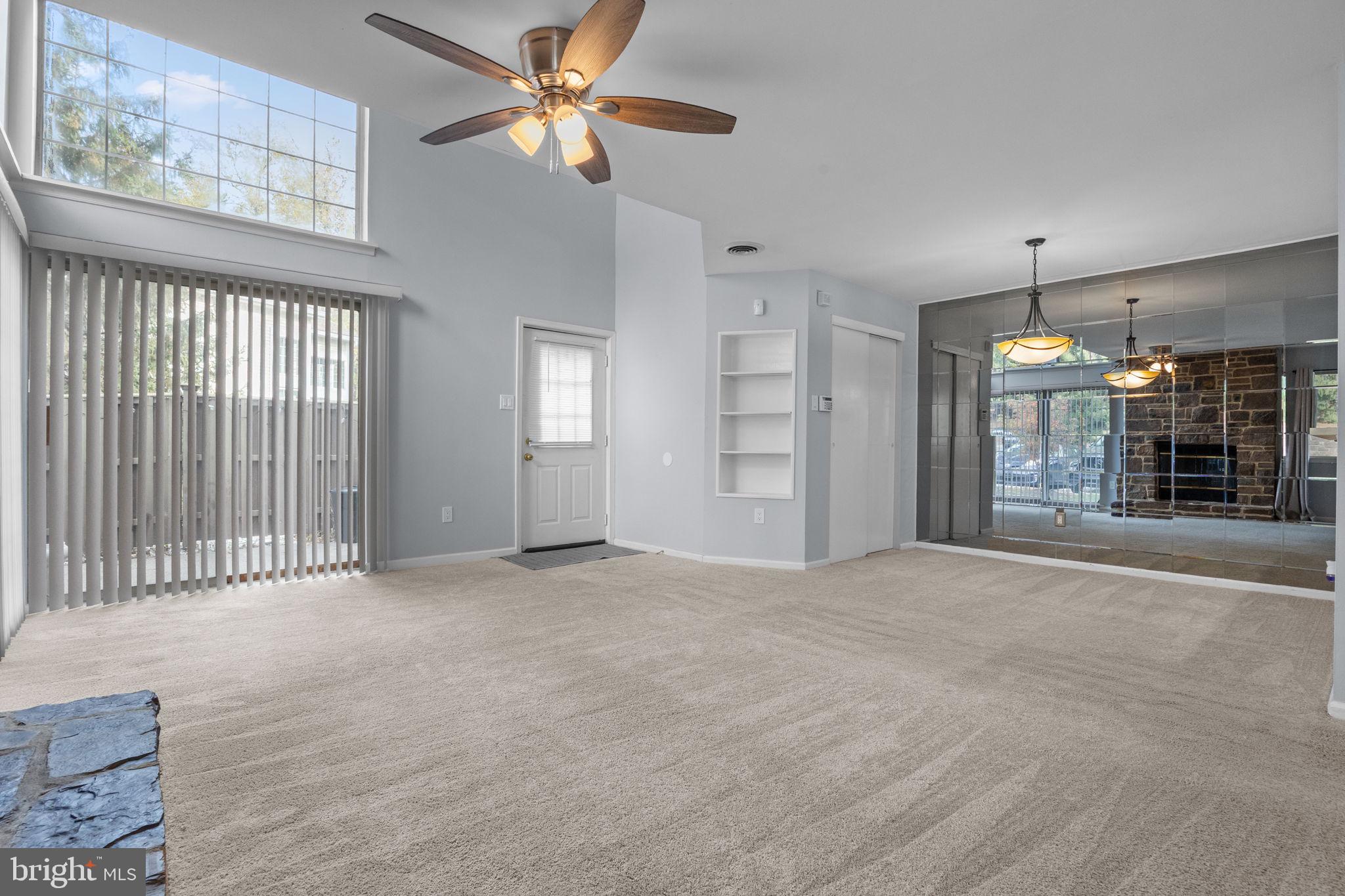 SAW MILL VALLEY - Residential