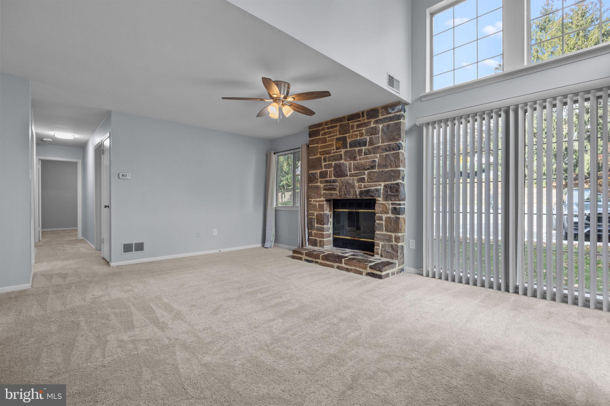 SAW MILL VALLEY - Residential