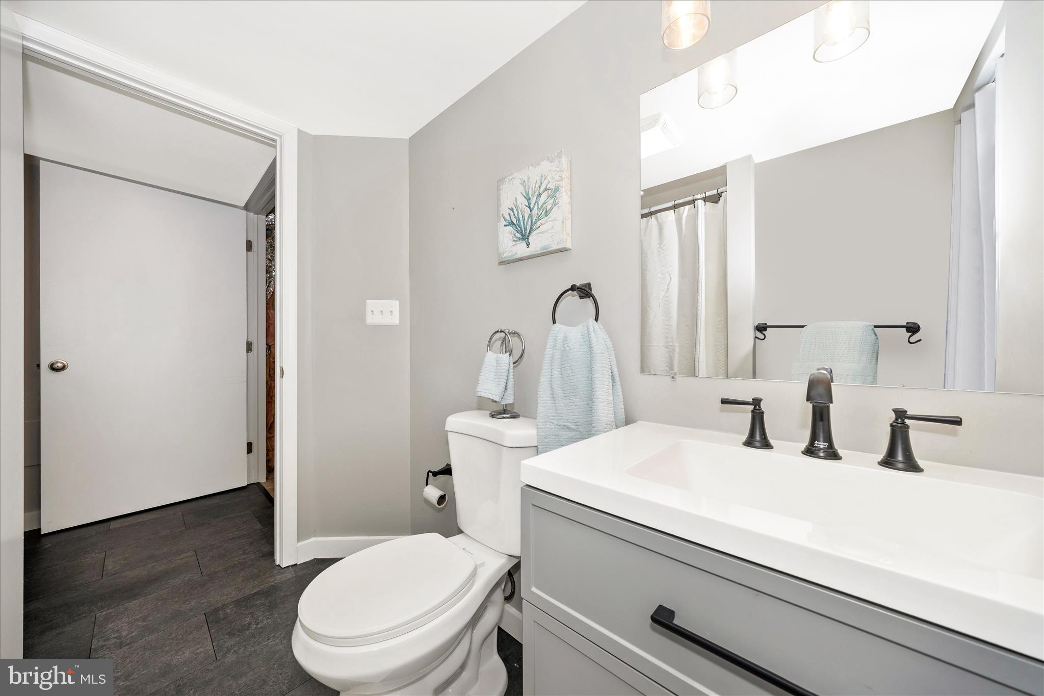 MT AIRY VILLAGE - Residential