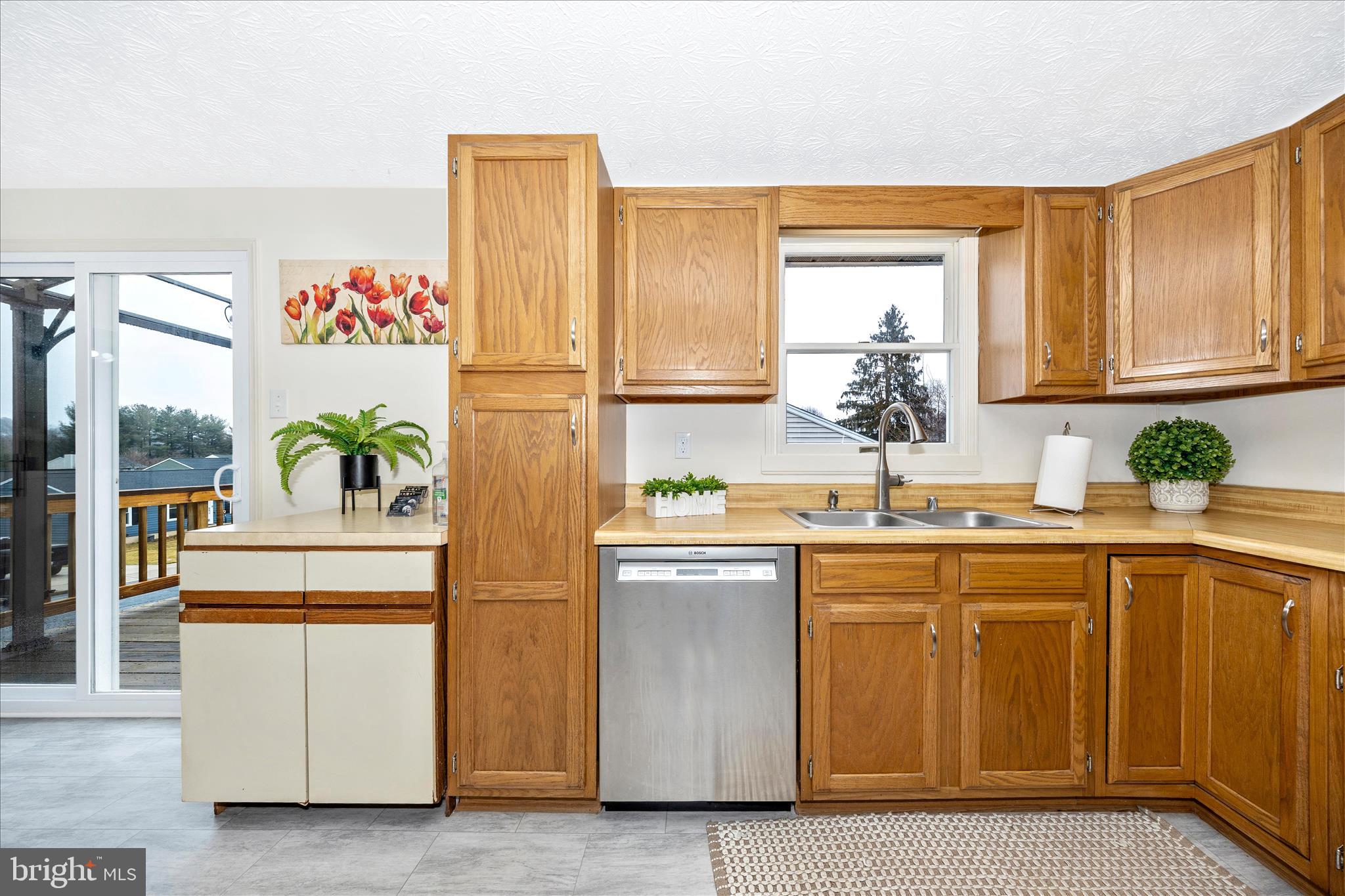 MT AIRY VILLAGE - Residential