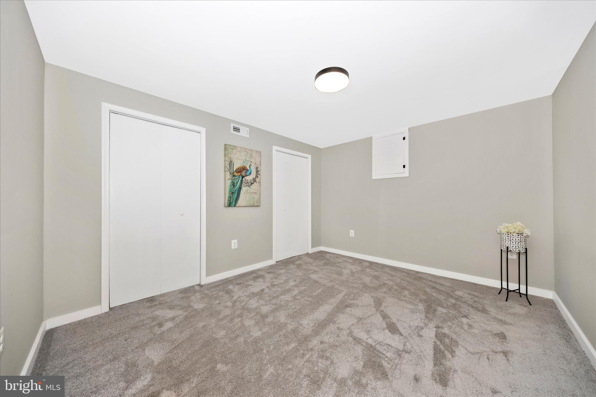 MT AIRY VILLAGE - Residential