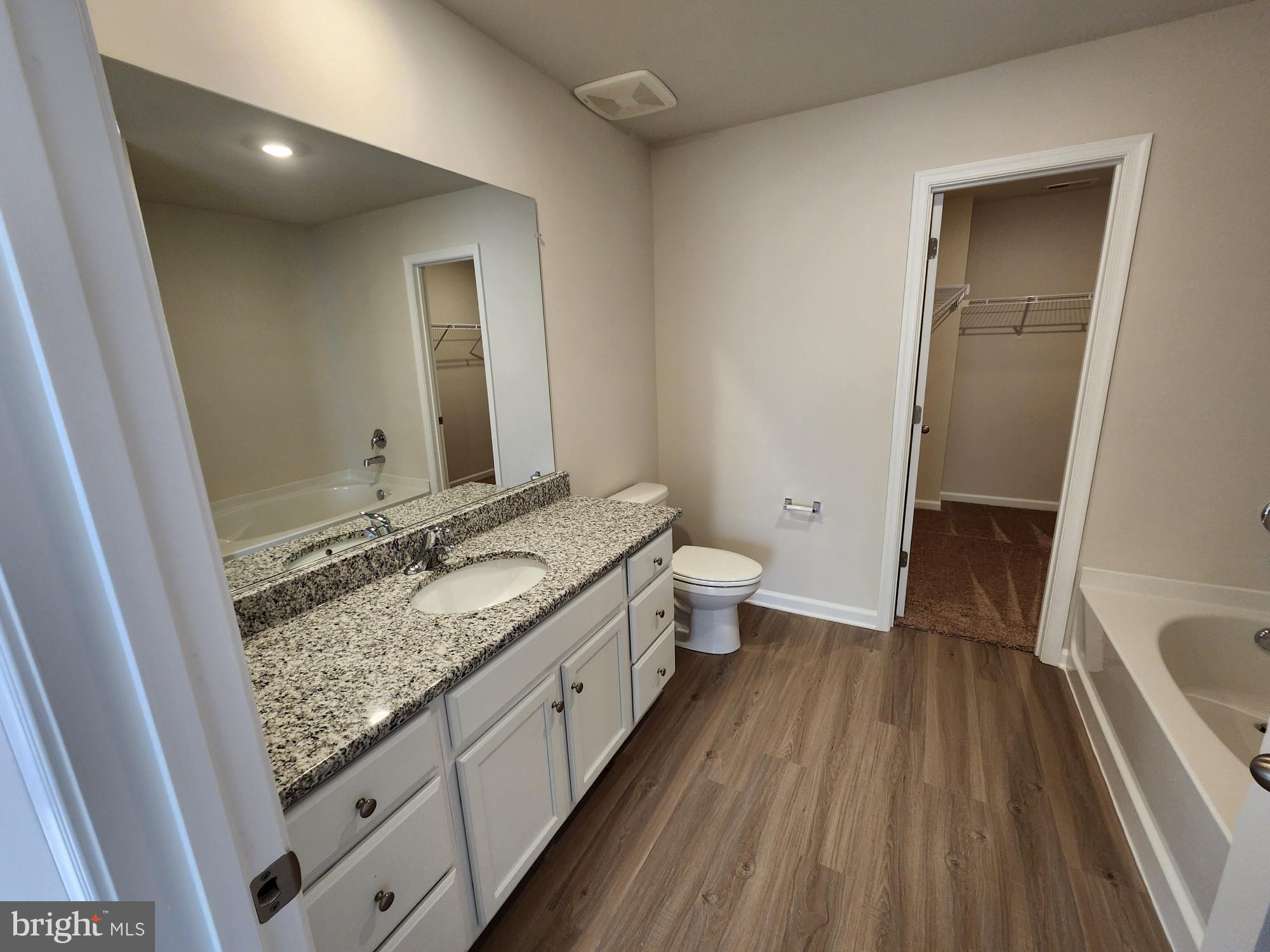 HOMEPLACE AT RIVERSIDE - Residential Lease