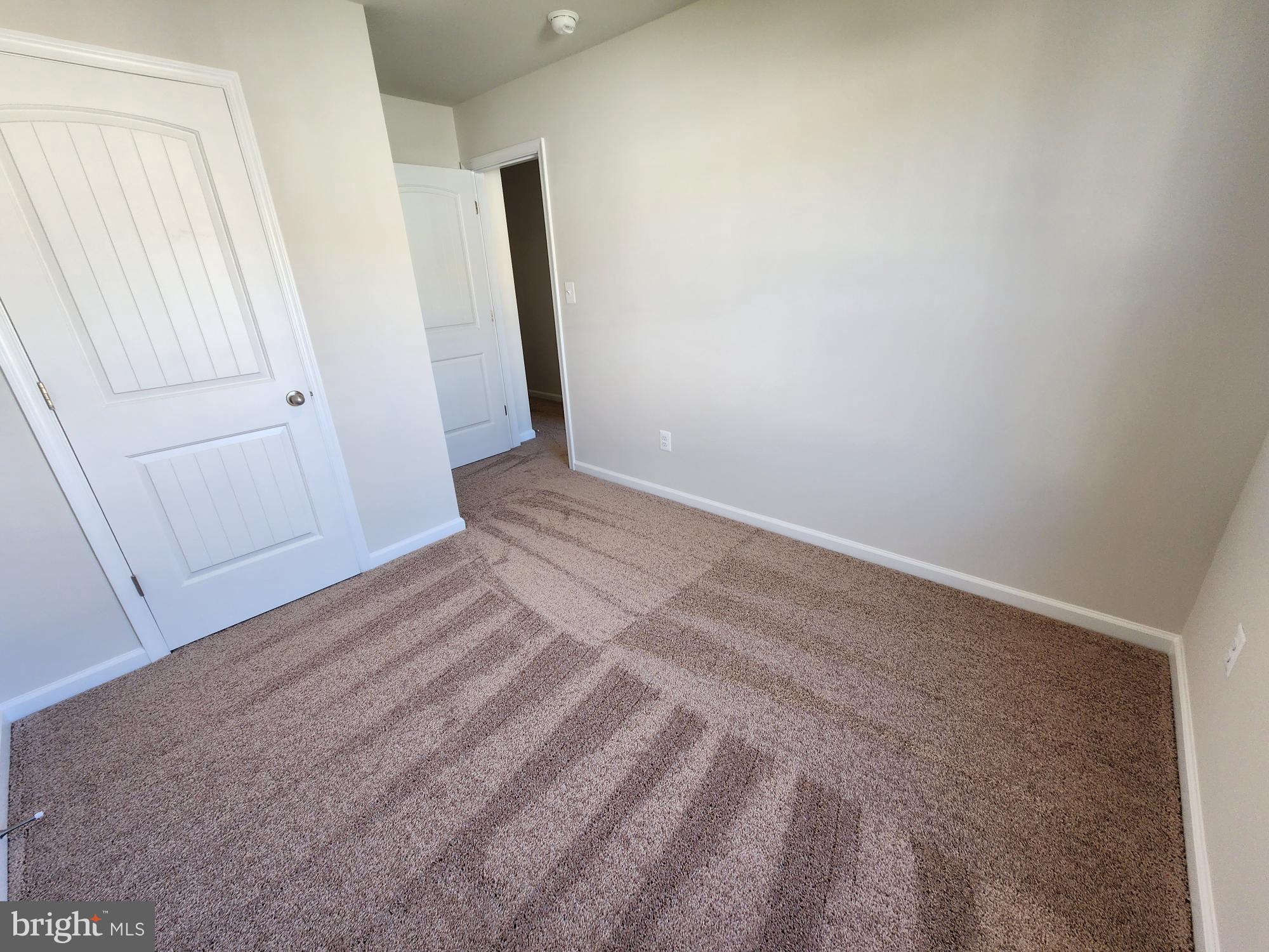 HOMEPLACE AT RIVERSIDE - Residential Lease