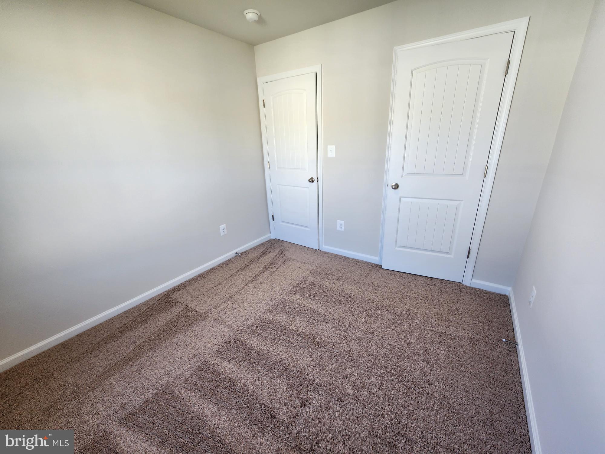 HOMEPLACE AT RIVERSIDE - Residential Lease