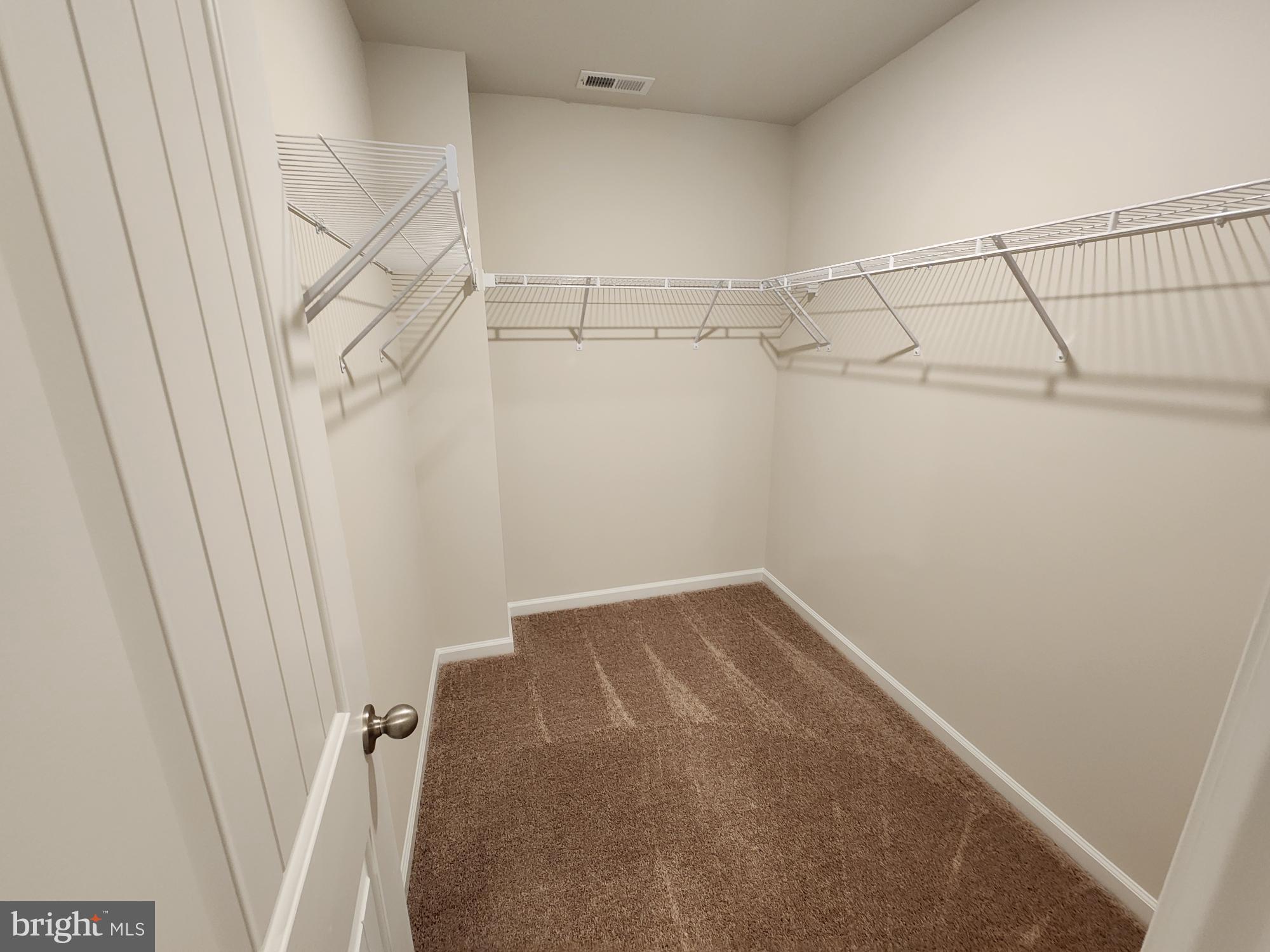 HOMEPLACE AT RIVERSIDE - Residential Lease