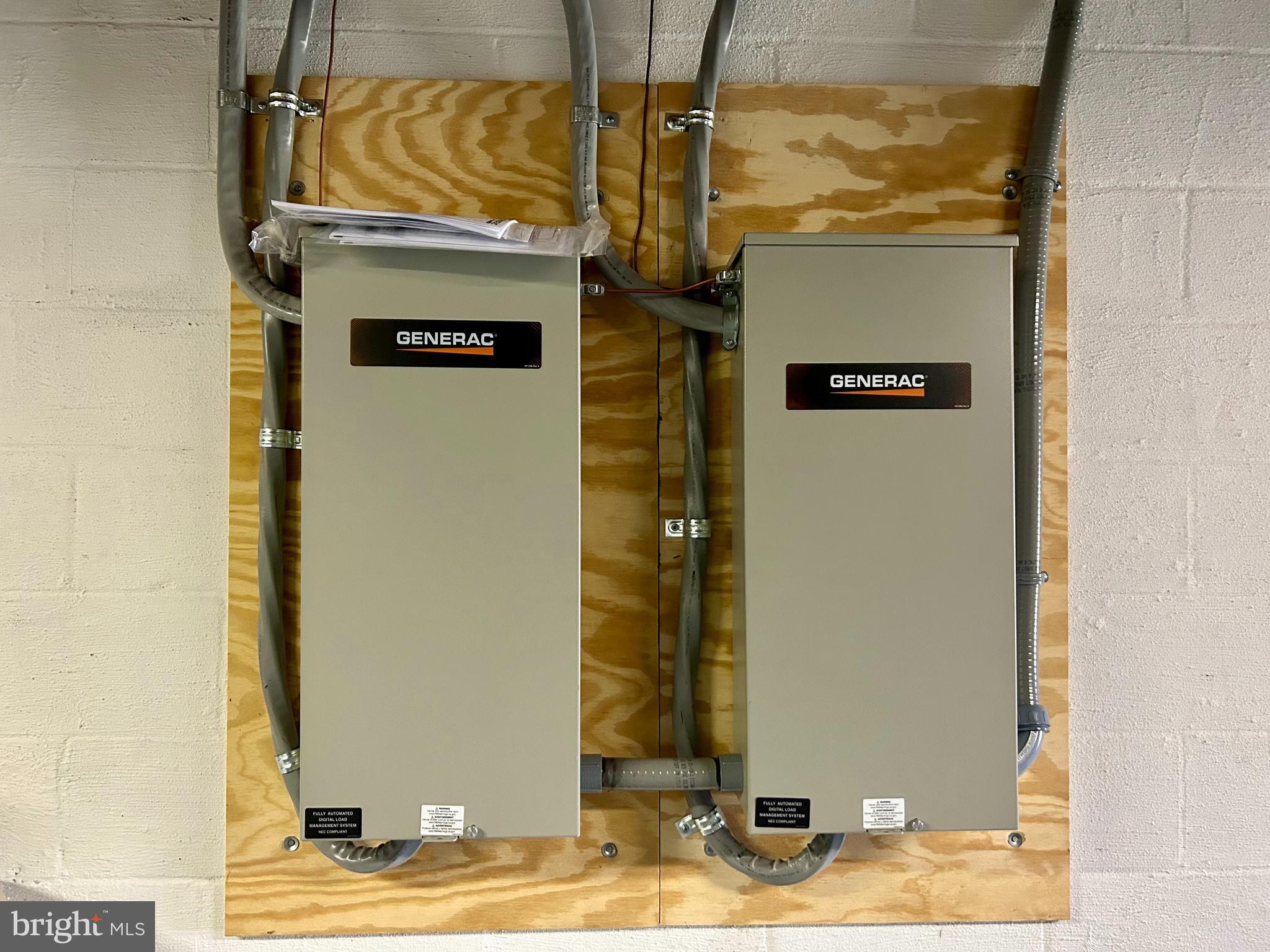 TODD LAKES - Residential