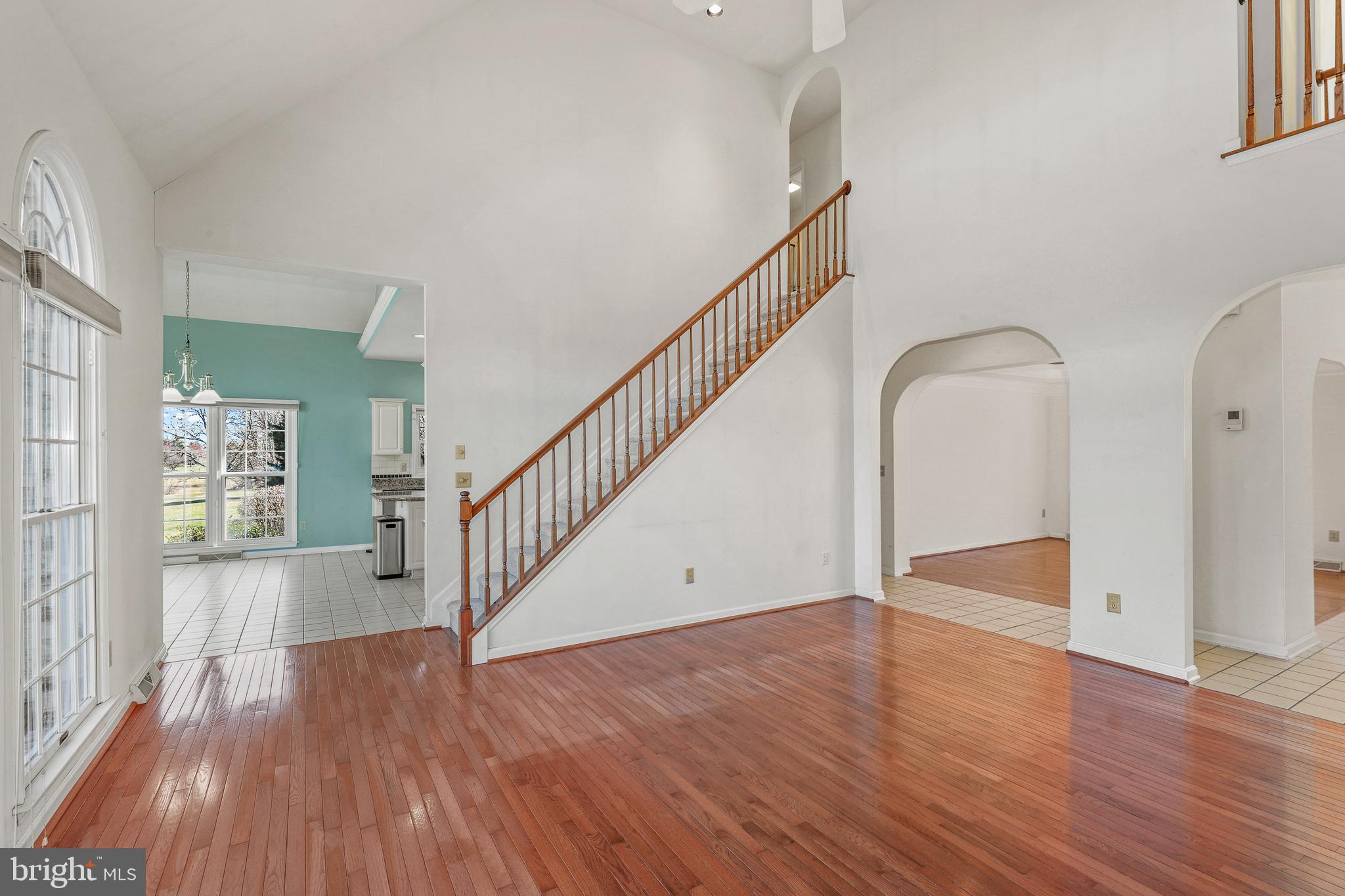 TODD LAKES - Residential