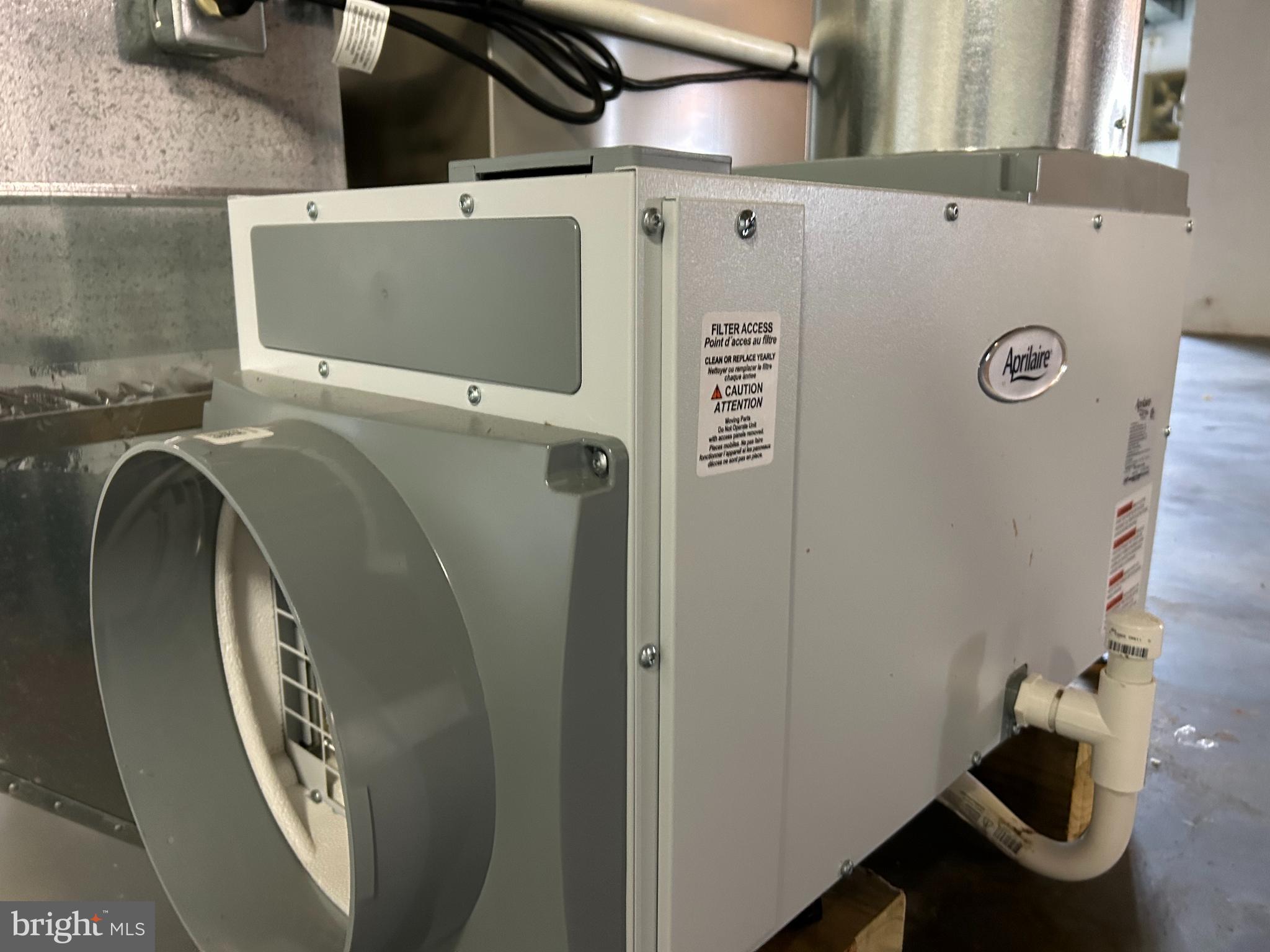 TODD LAKES - Residential