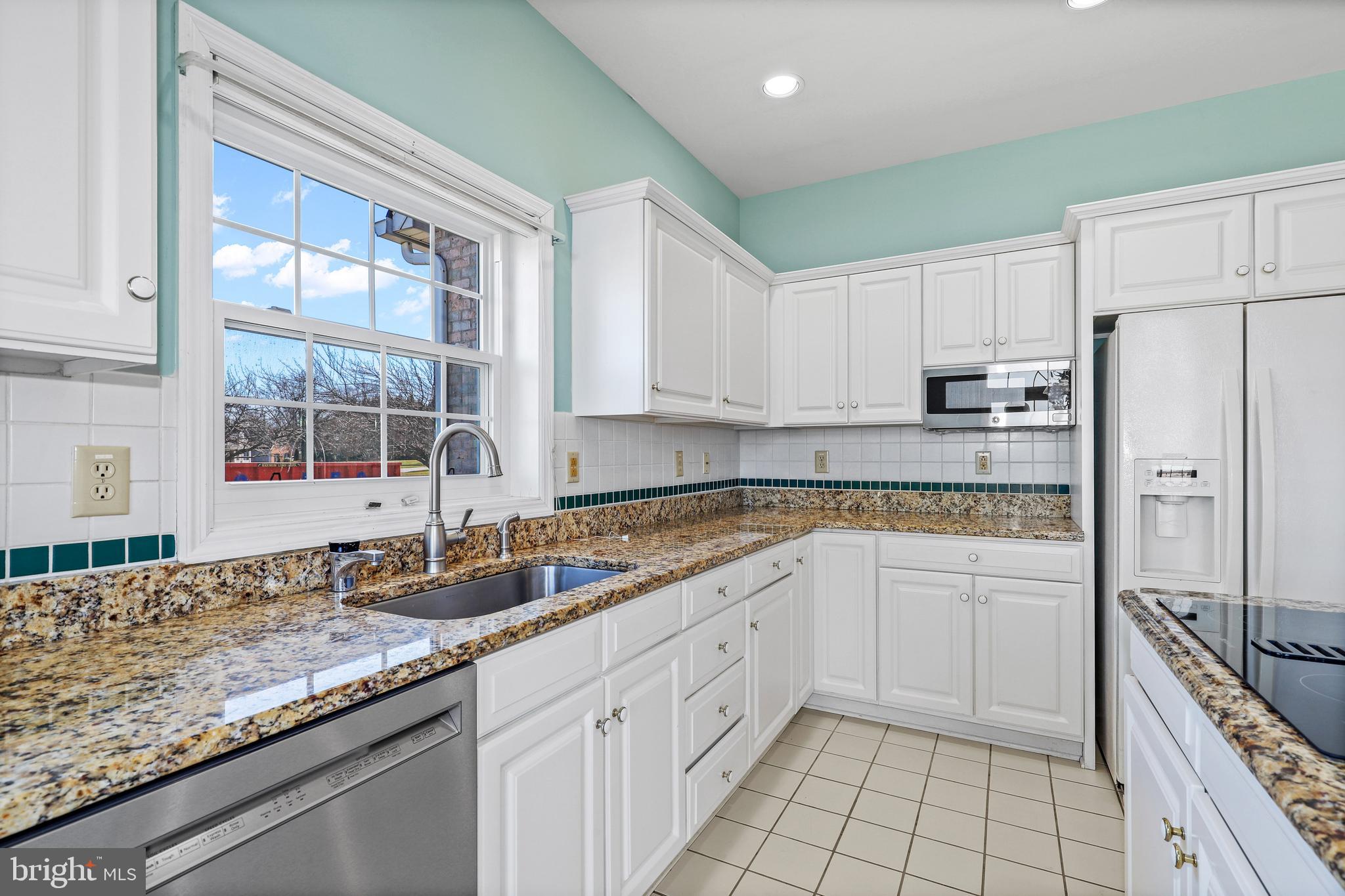 TODD LAKES - Residential