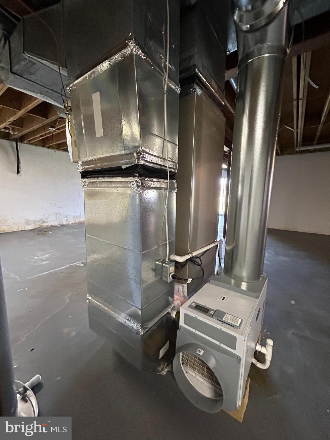 TODD LAKES - Residential