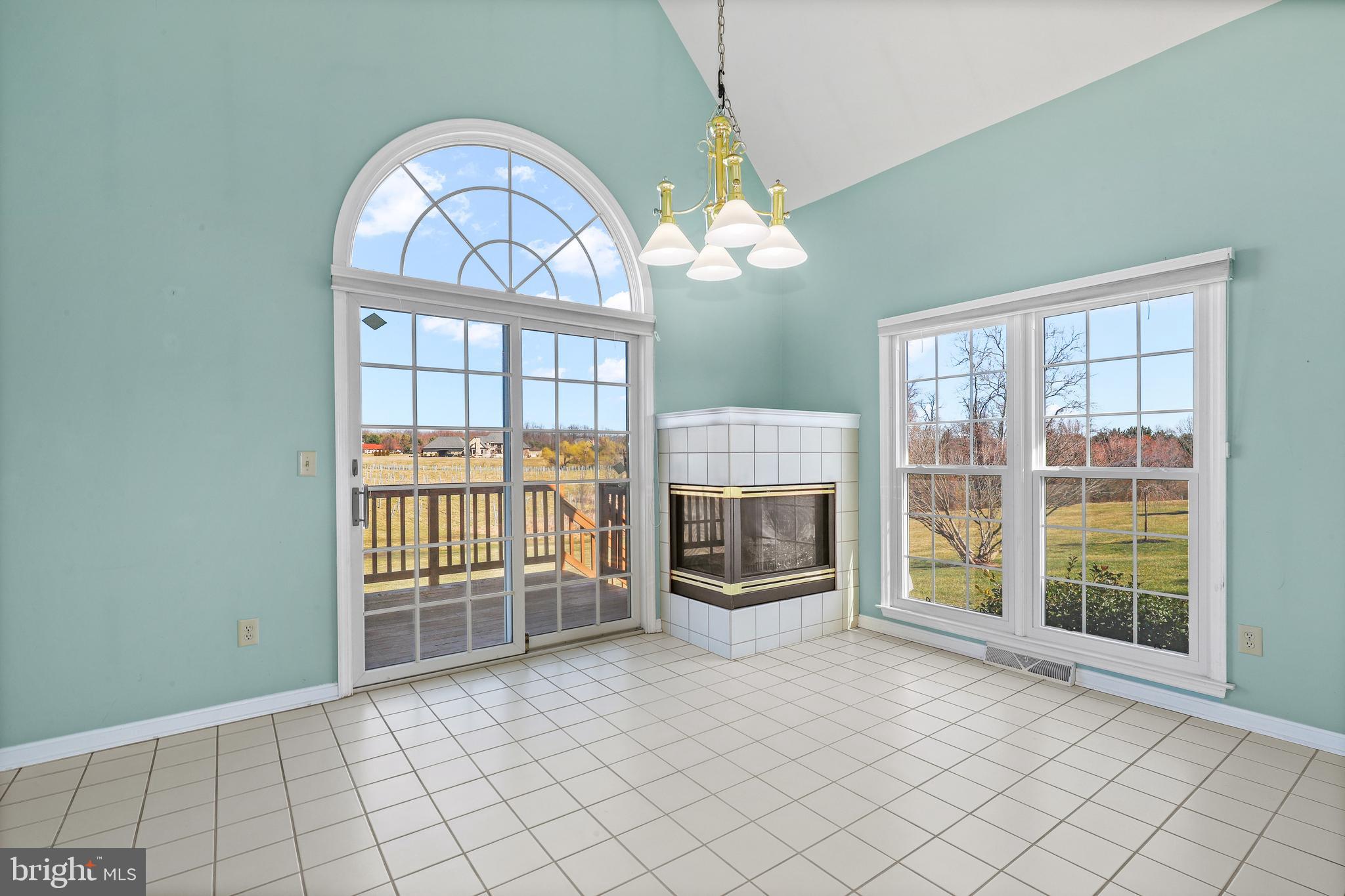 TODD LAKES - Residential