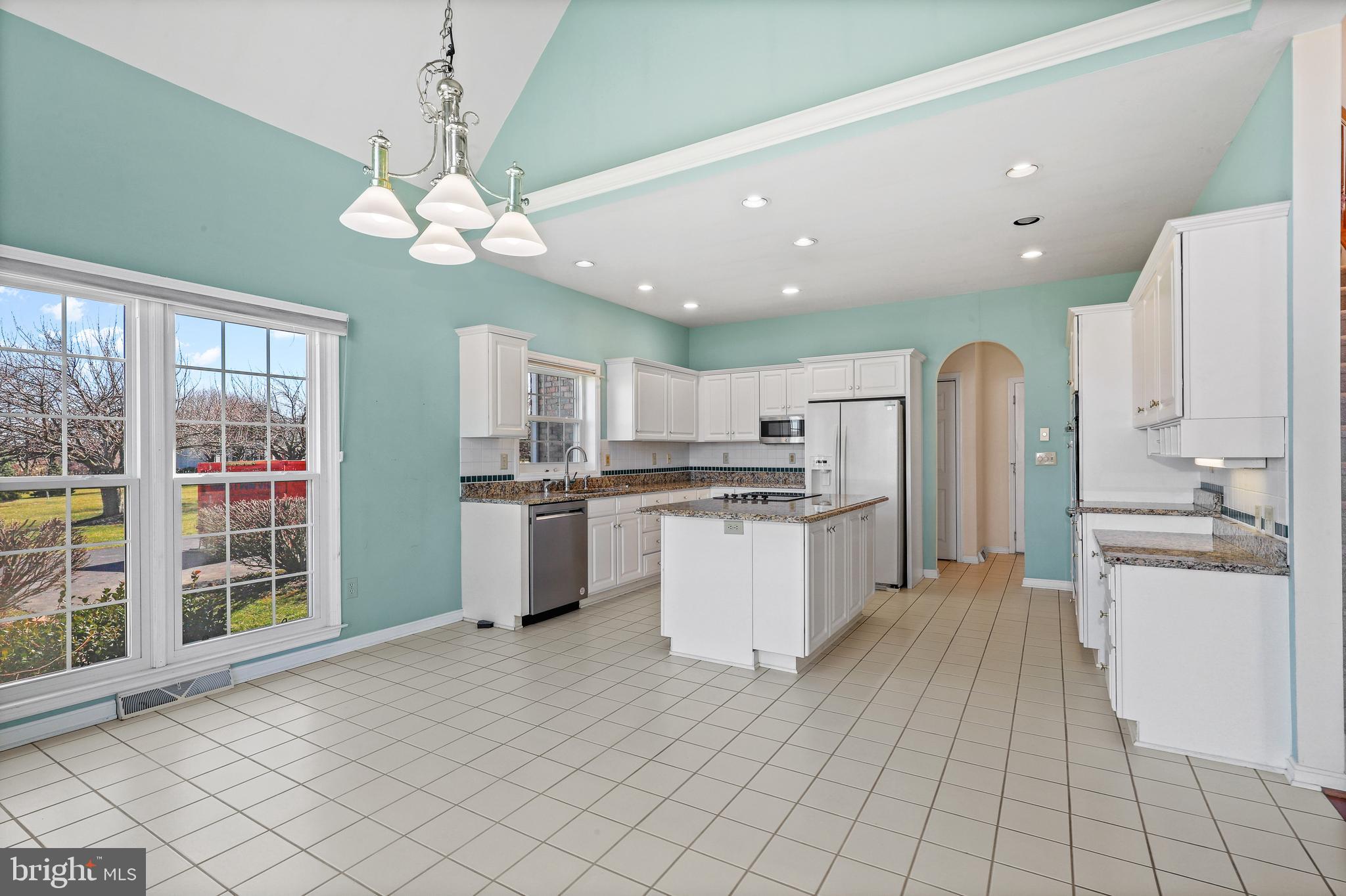 TODD LAKES - Residential