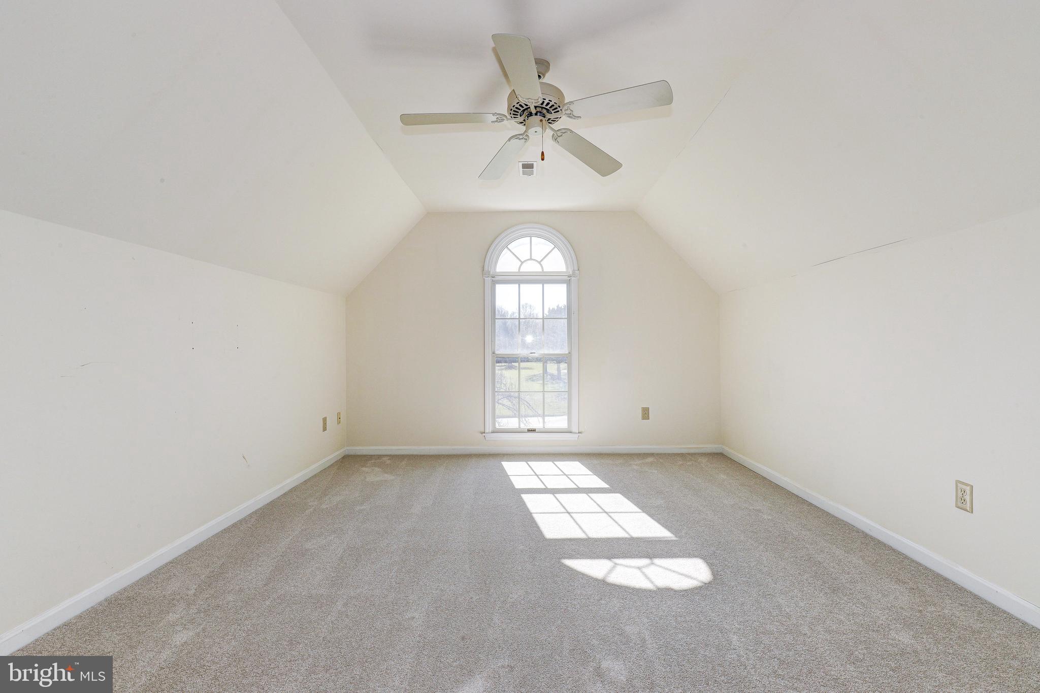 TODD LAKES - Residential