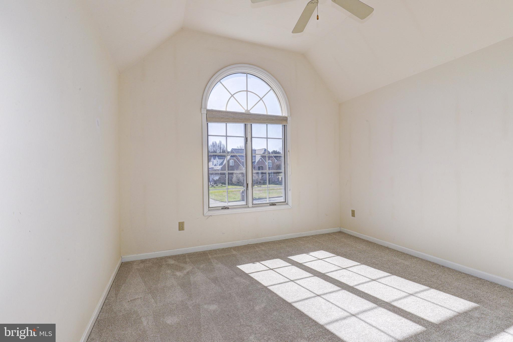 TODD LAKES - Residential