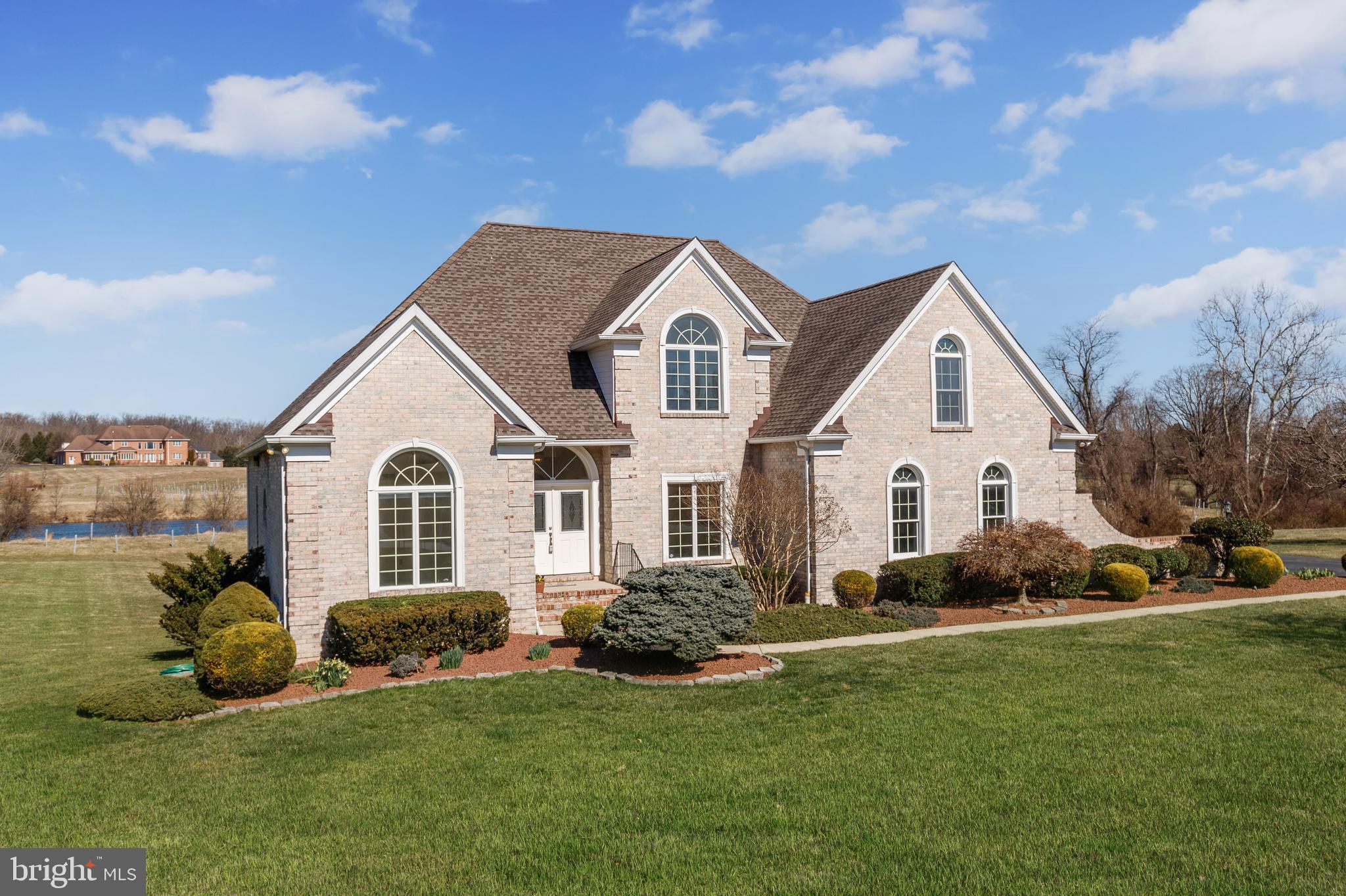 TODD LAKES - Residential