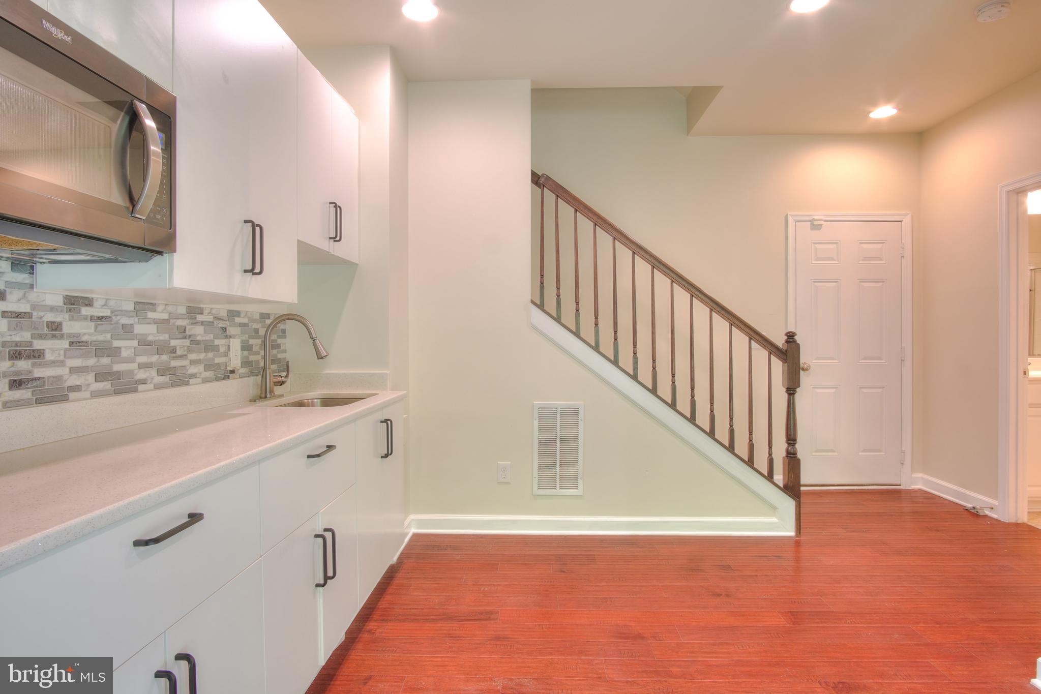 BELMONT RUN - Residential Lease