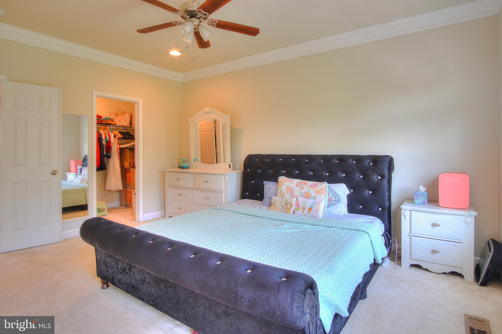 BELMONT RUN - Residential Lease