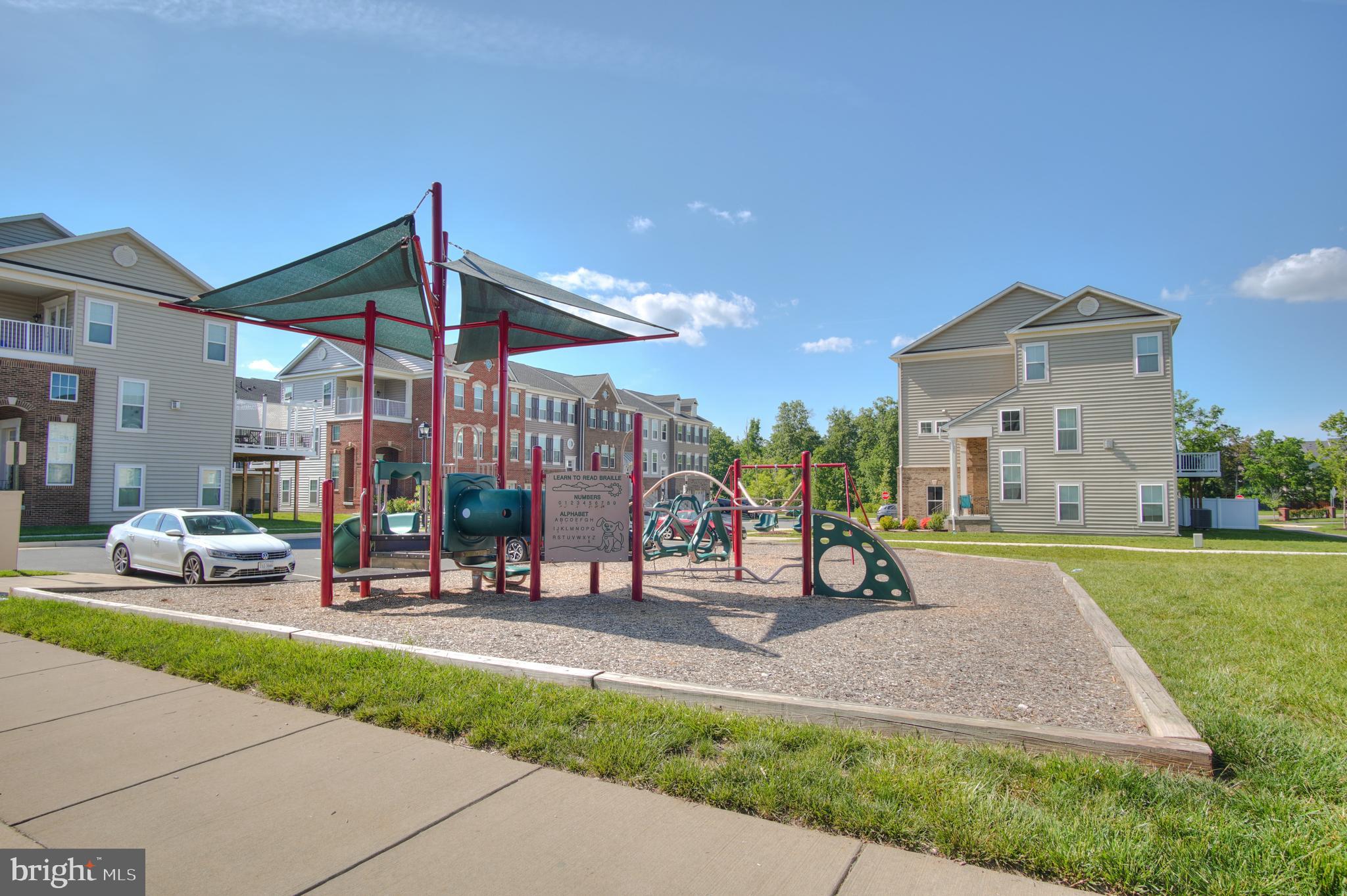 BELMONT RUN - Residential Lease