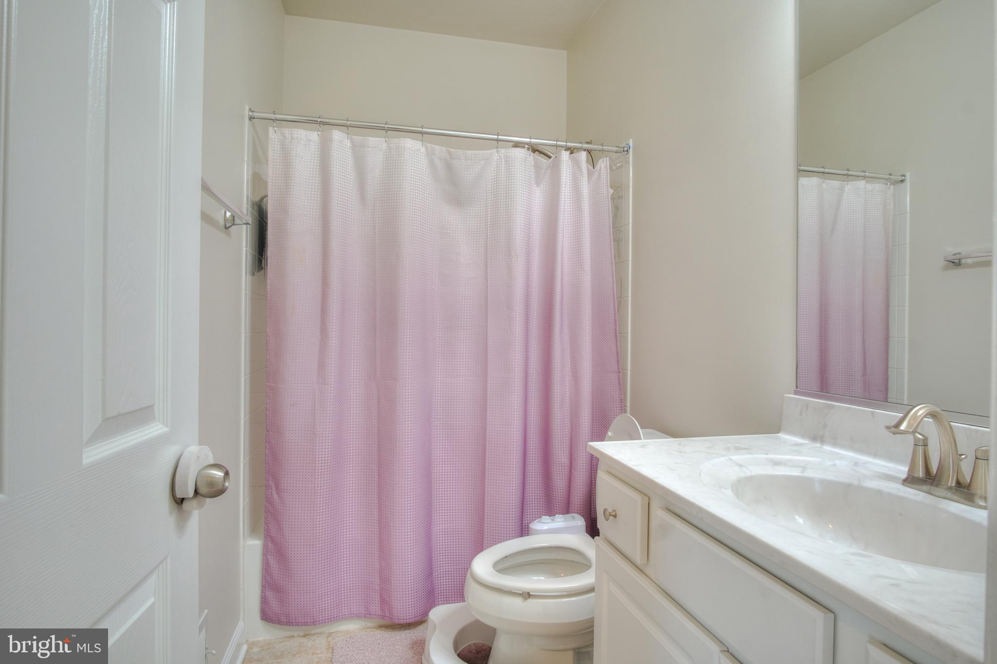 BELMONT RUN - Residential Lease