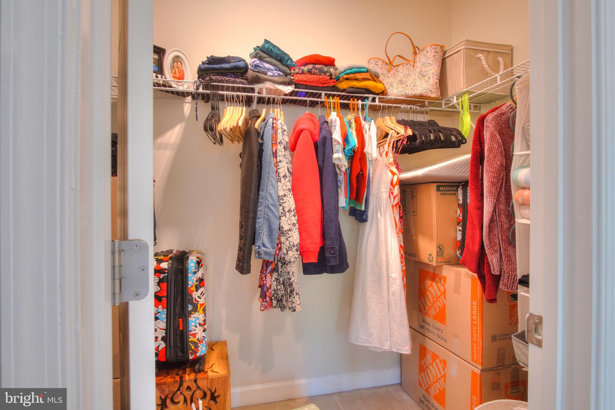 BELMONT RUN - Residential Lease