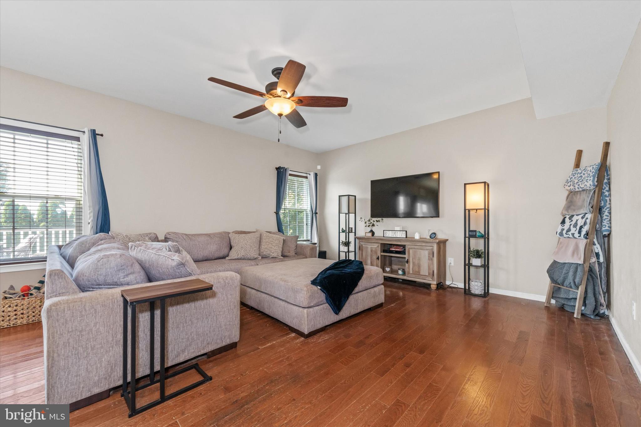 221 CLIMBING VINE AVENUE