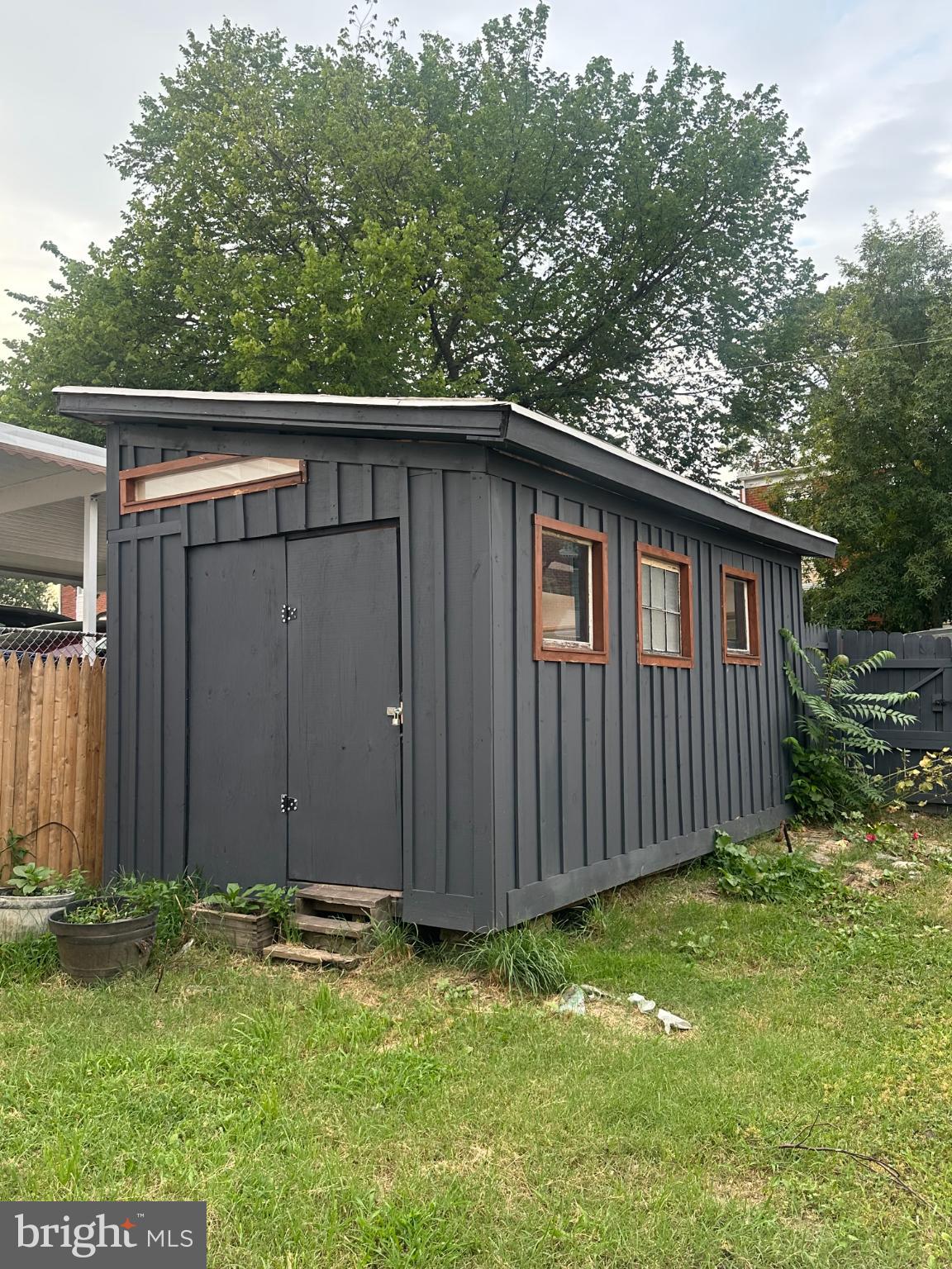 5220 BLAINE STREET NE