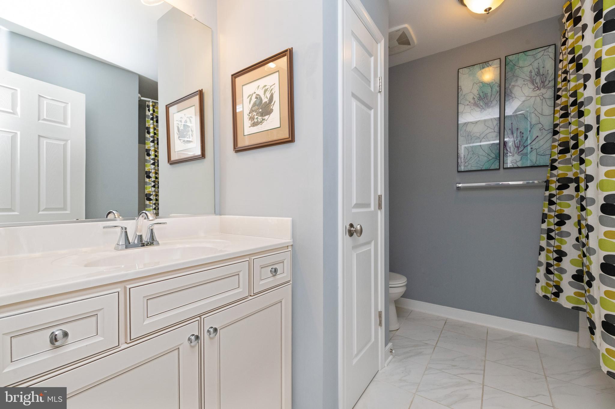 HUNT VALLEY OVERLOOK - Residential