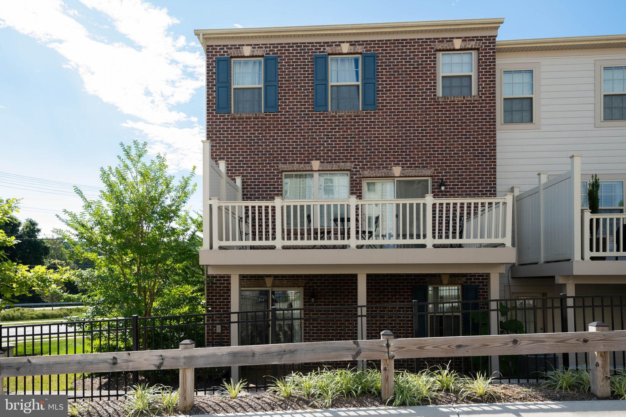 HUNT VALLEY OVERLOOK - Residential
