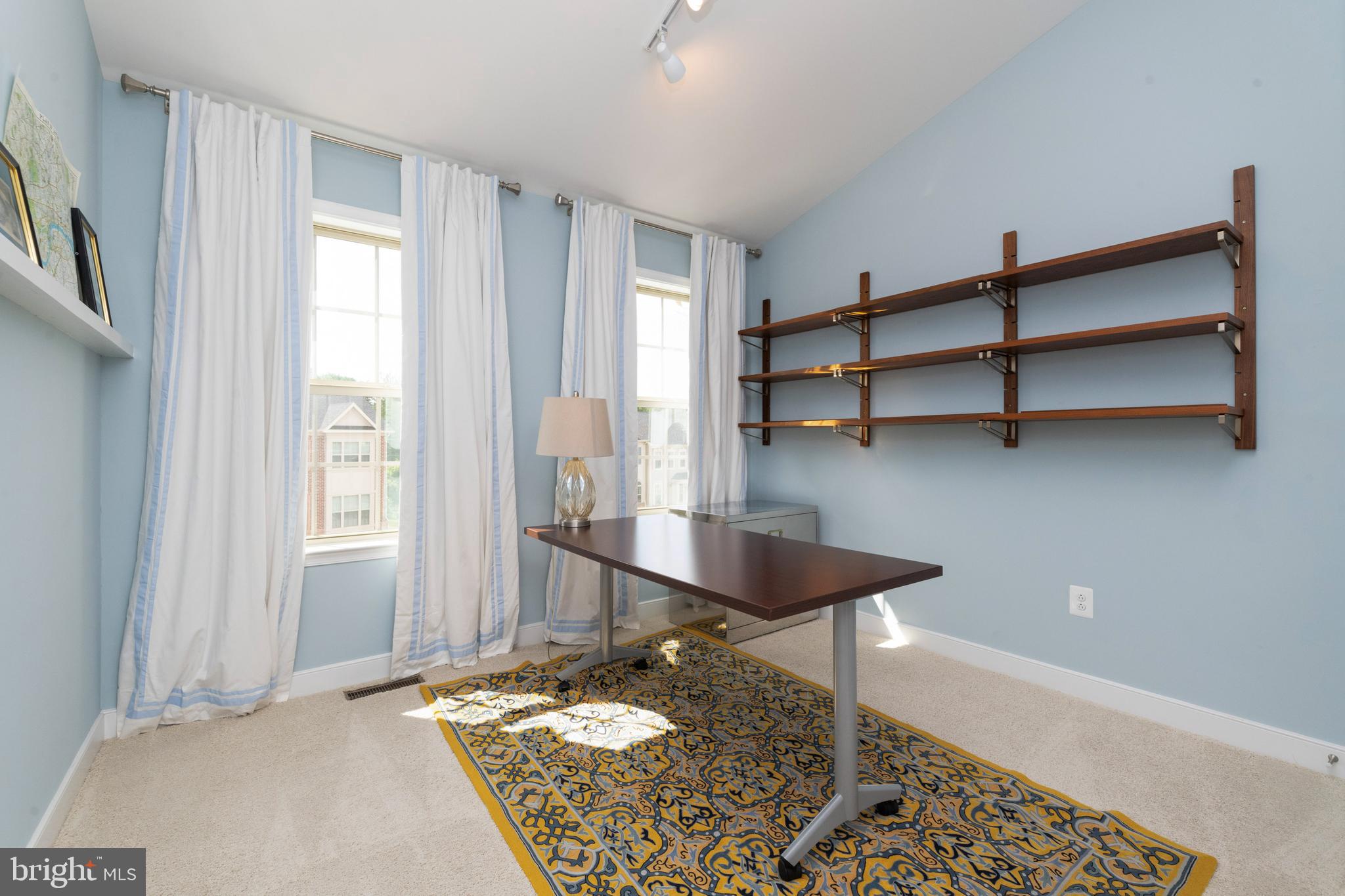 HUNT VALLEY OVERLOOK - Residential