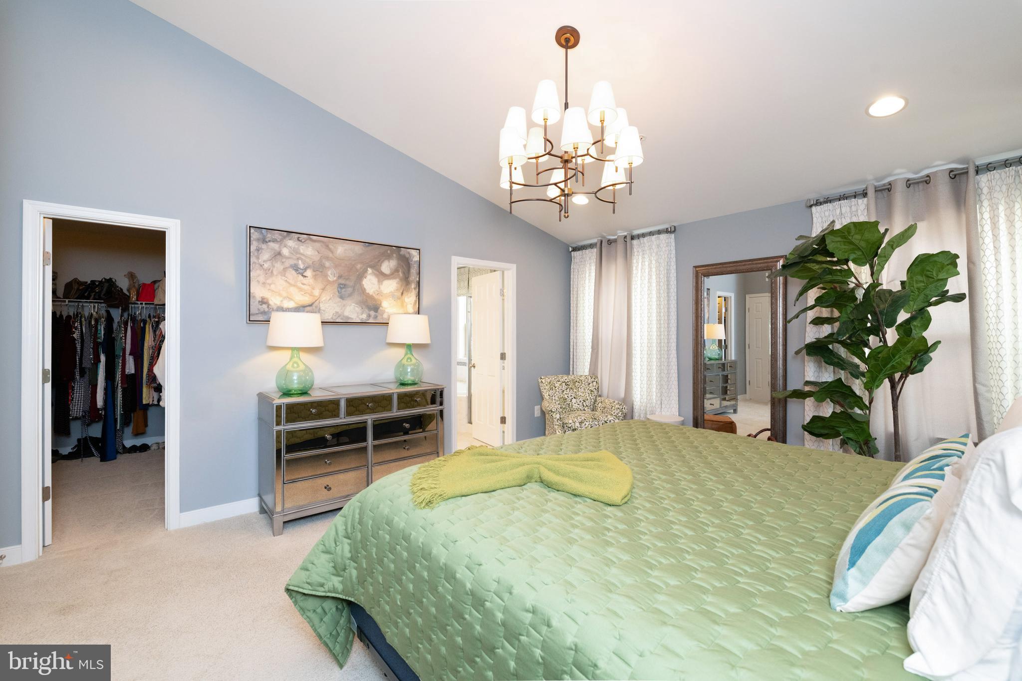 HUNT VALLEY OVERLOOK - Residential