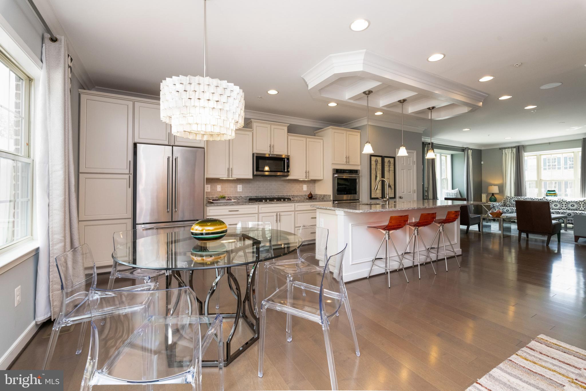 HUNT VALLEY OVERLOOK - Residential