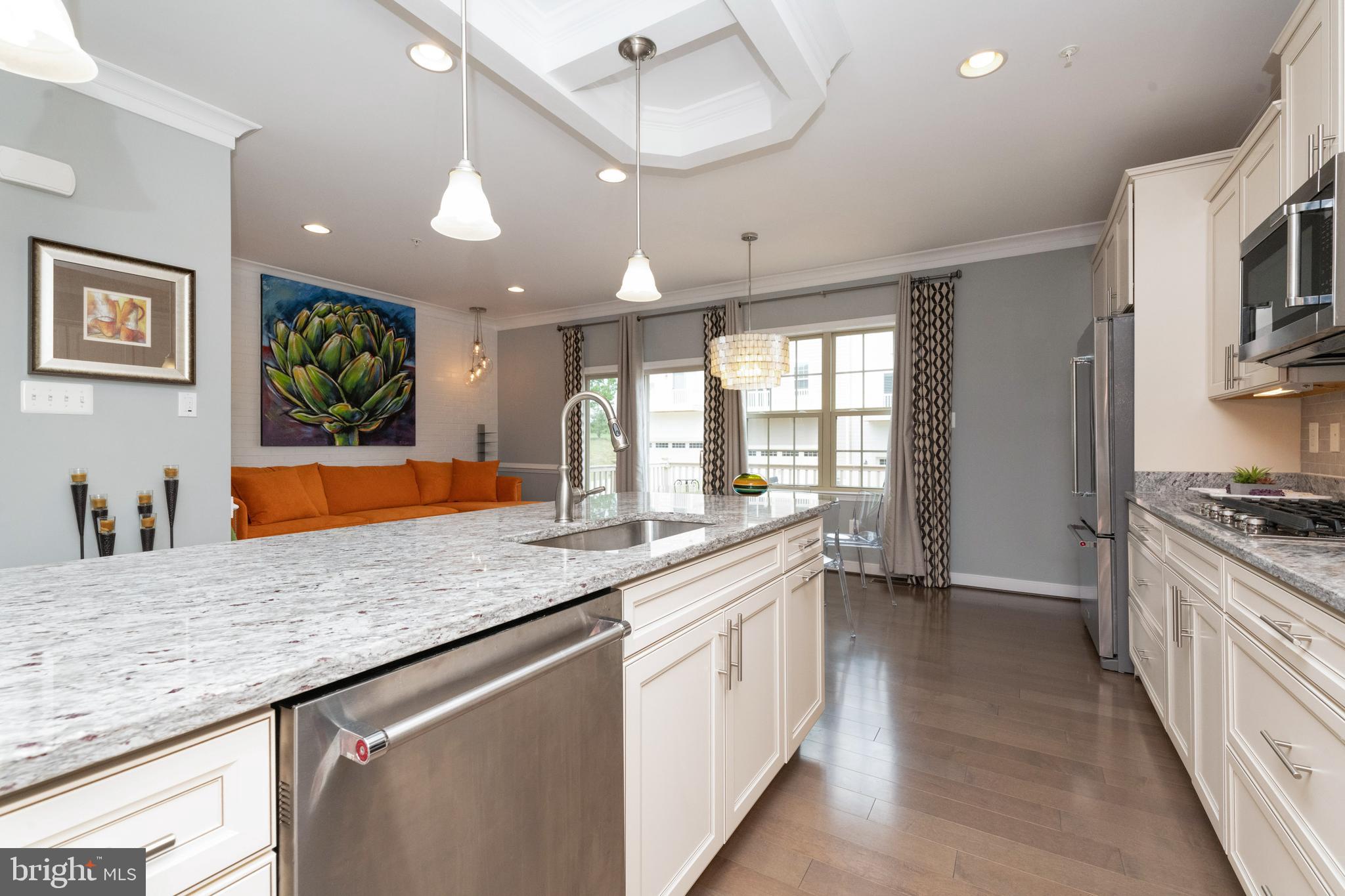 HUNT VALLEY OVERLOOK - Residential