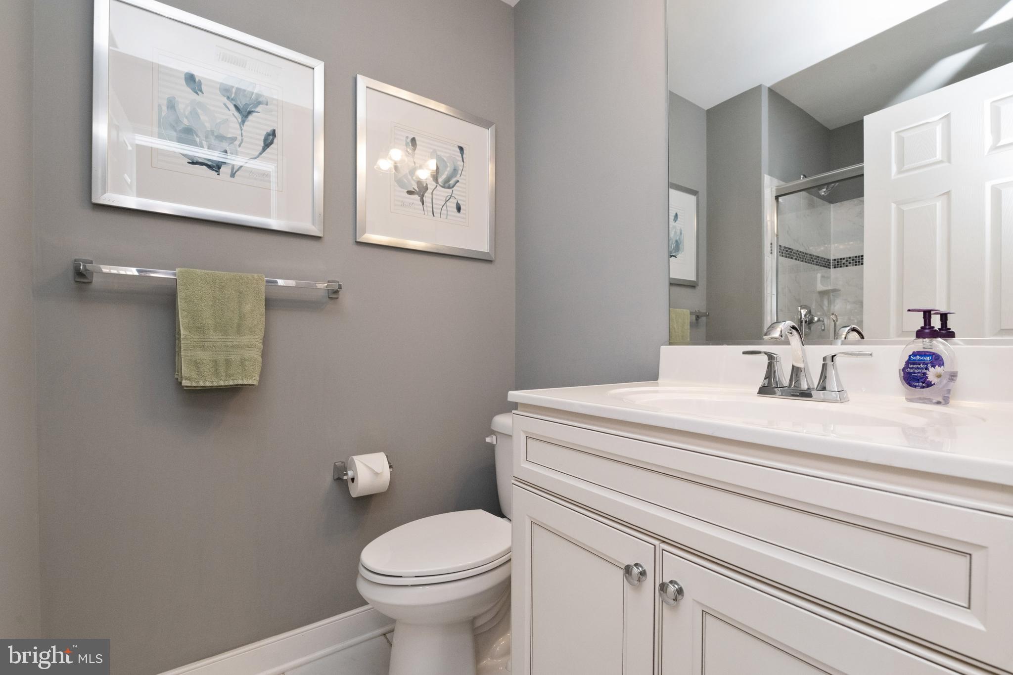 HUNT VALLEY OVERLOOK - Residential