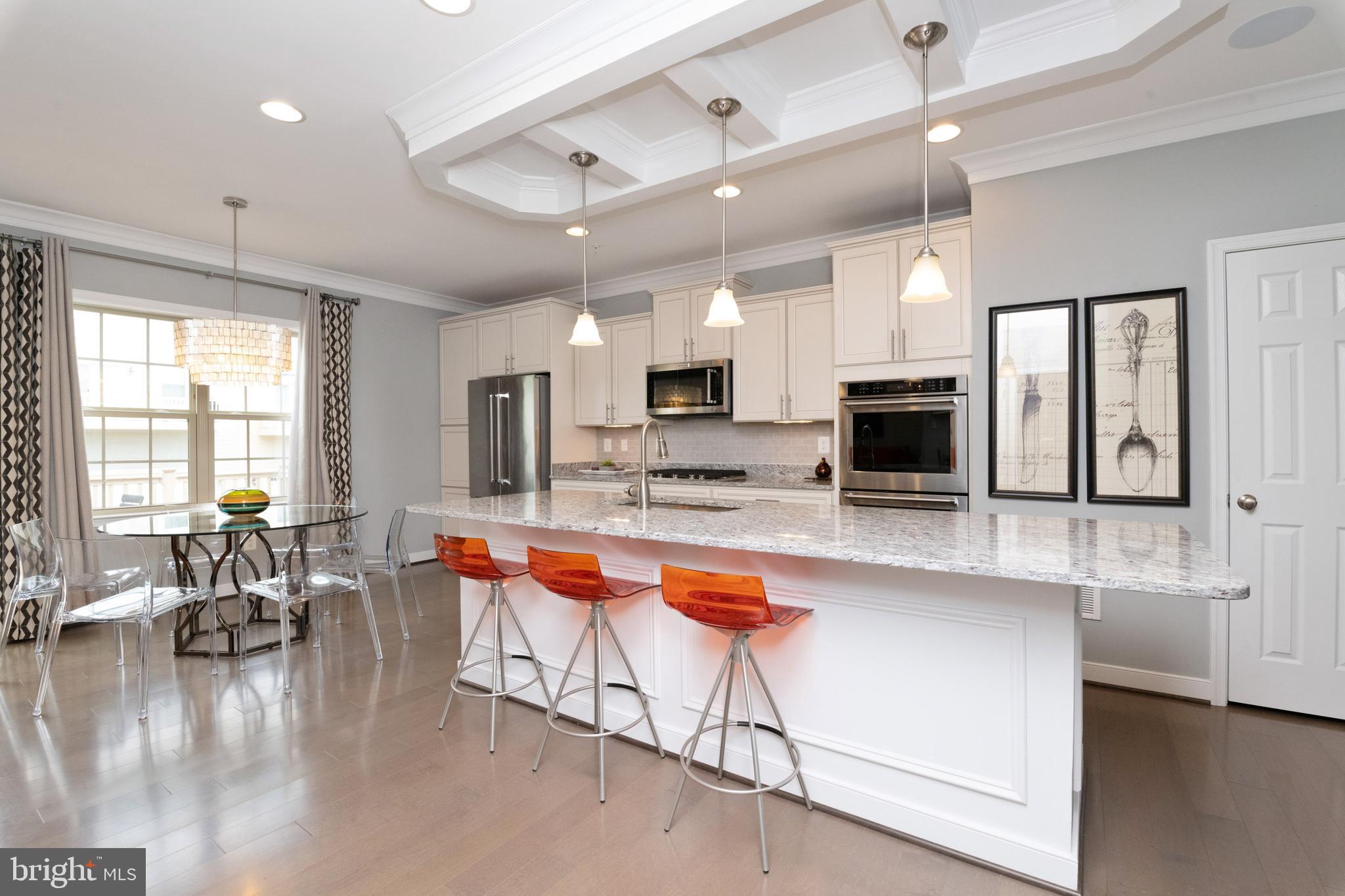 HUNT VALLEY OVERLOOK - Residential