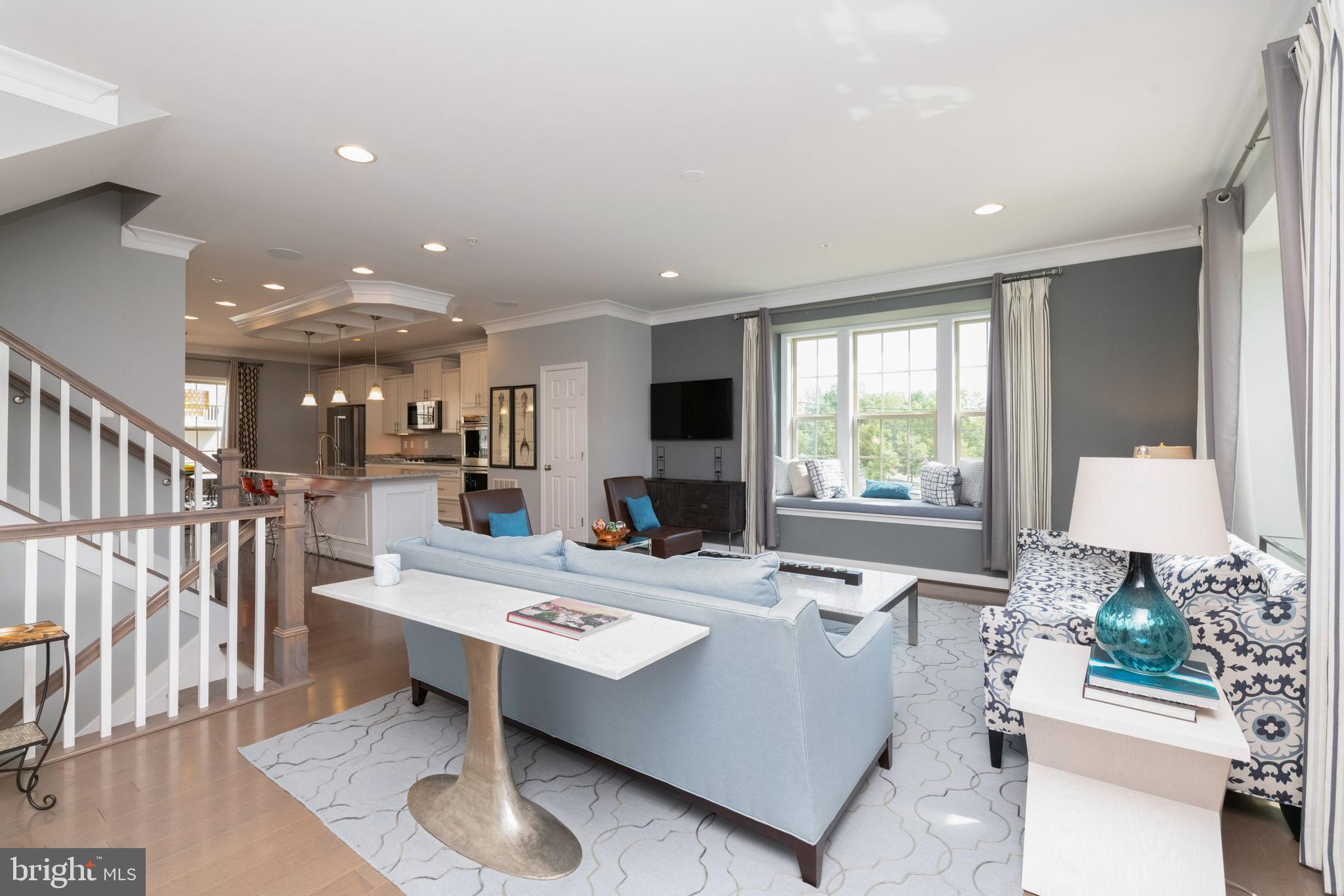 HUNT VALLEY OVERLOOK - Residential