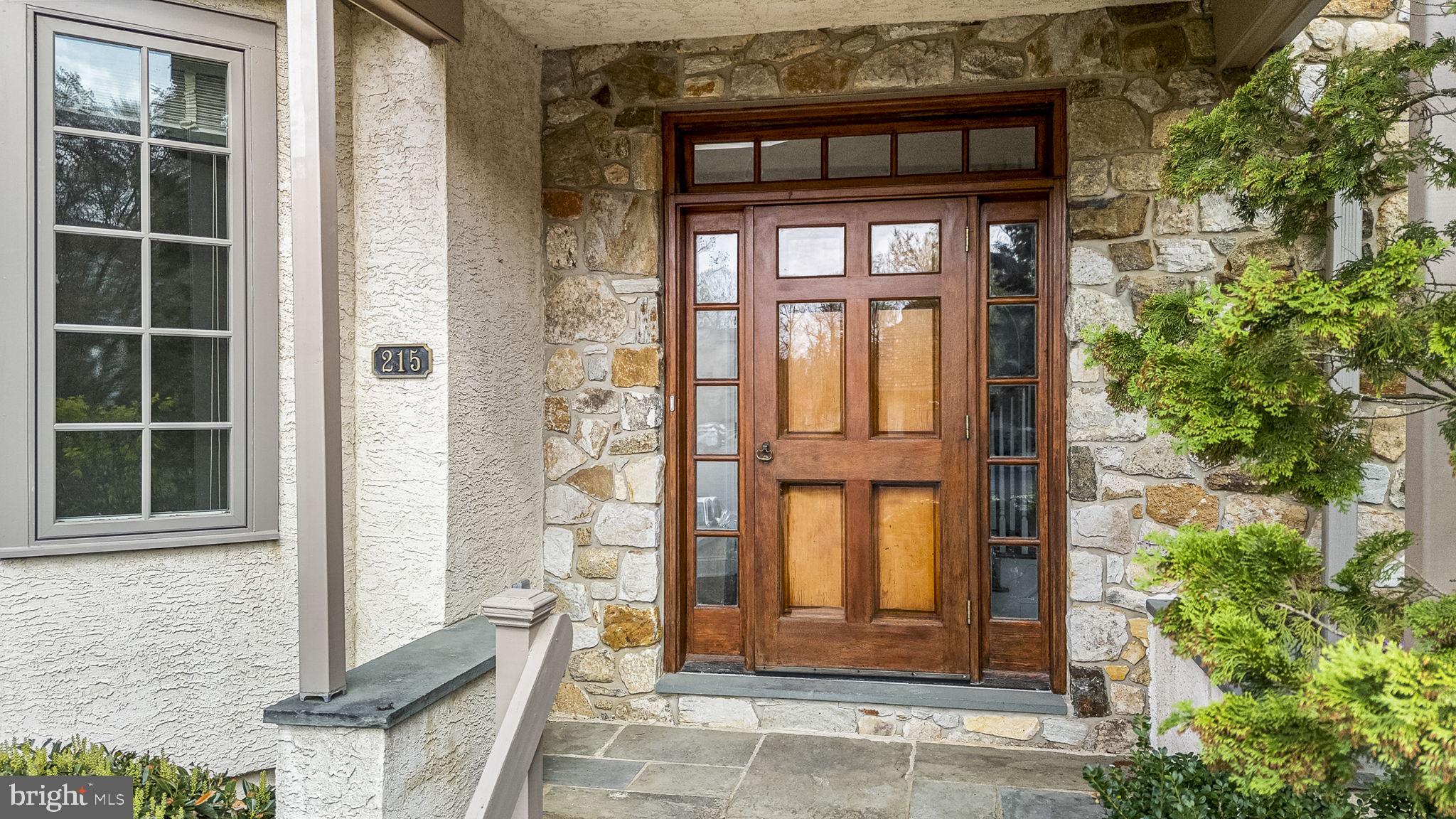 CAMBRIDGE CHASE - Residential