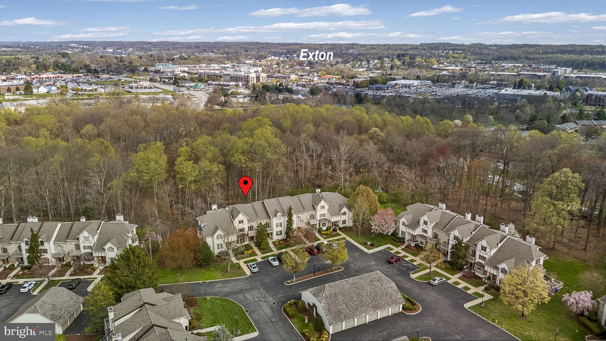 CAMBRIDGE CHASE - Residential