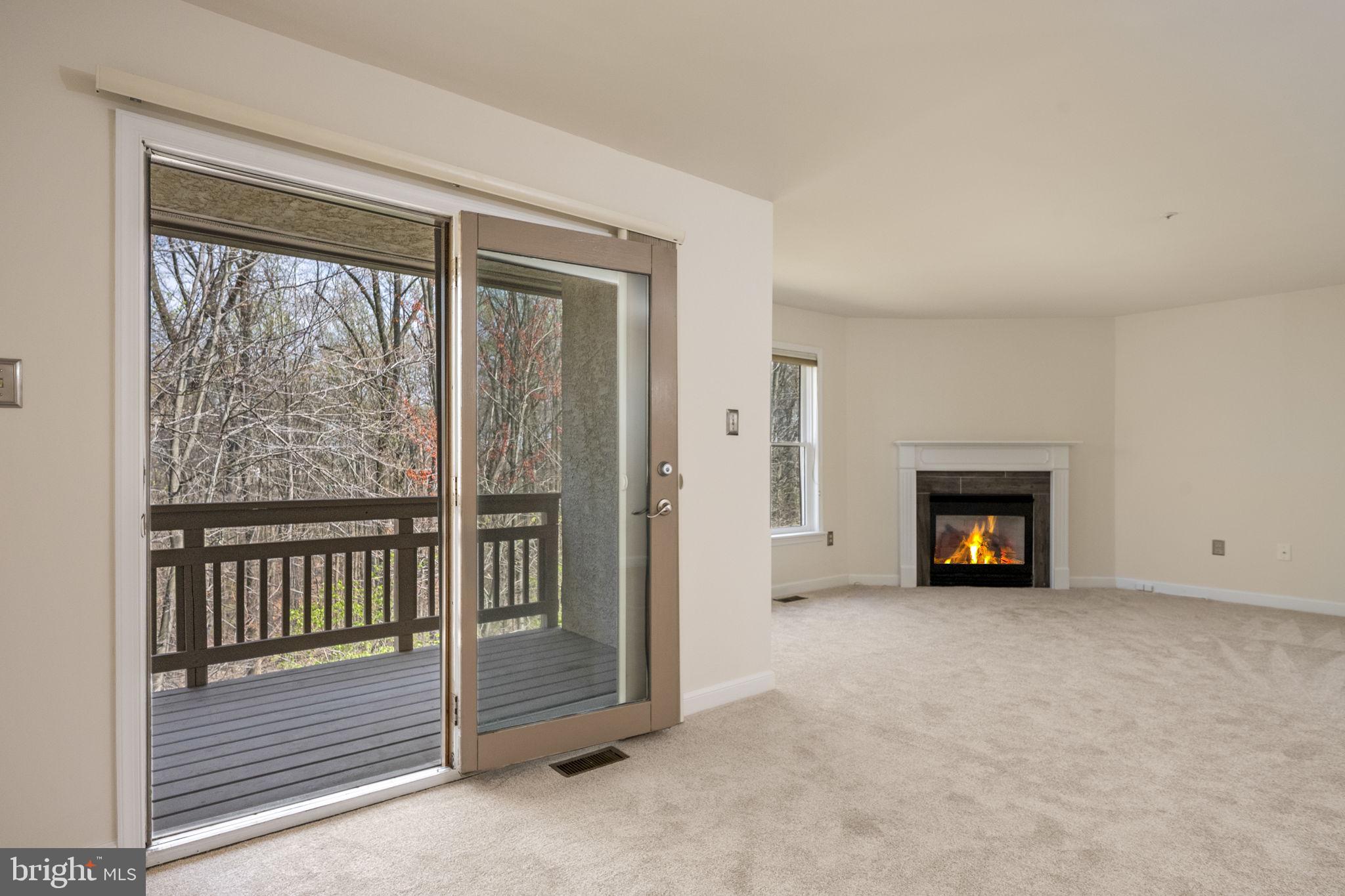 CAMBRIDGE CHASE - Residential