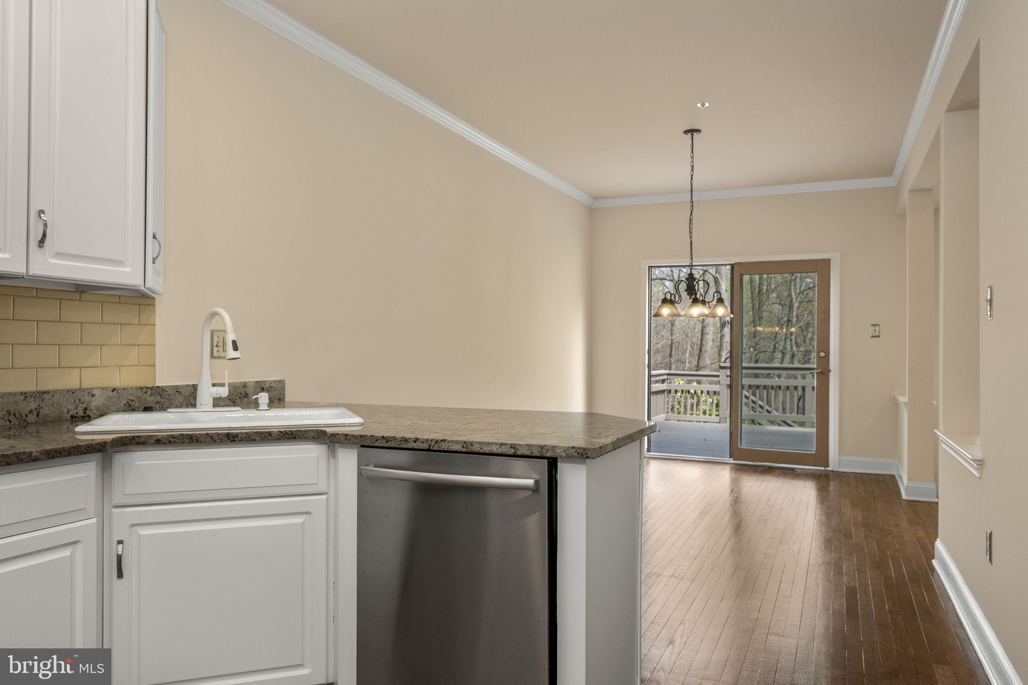 CAMBRIDGE CHASE - Residential