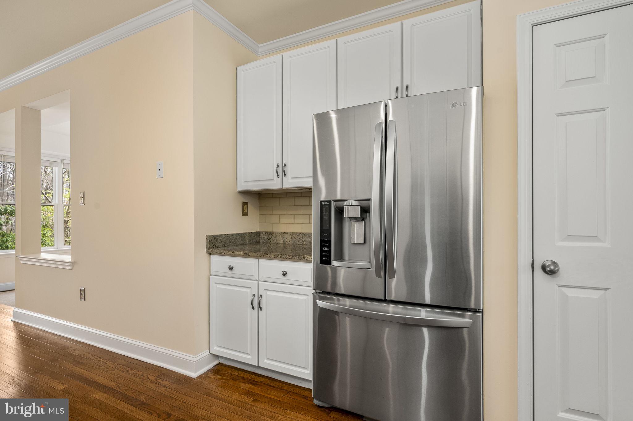 CAMBRIDGE CHASE - Residential