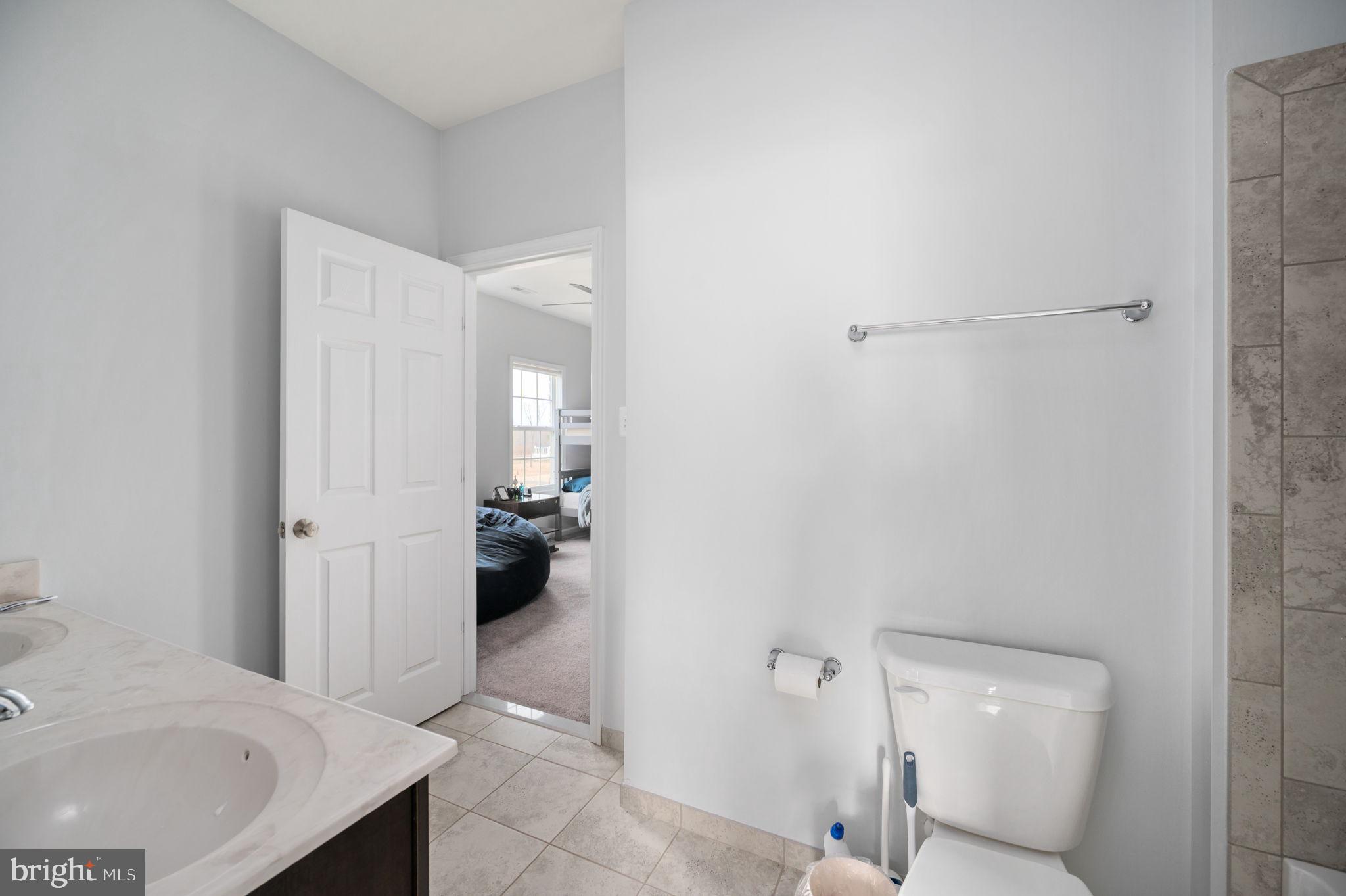 ROBERTS RUN - Residential Lease