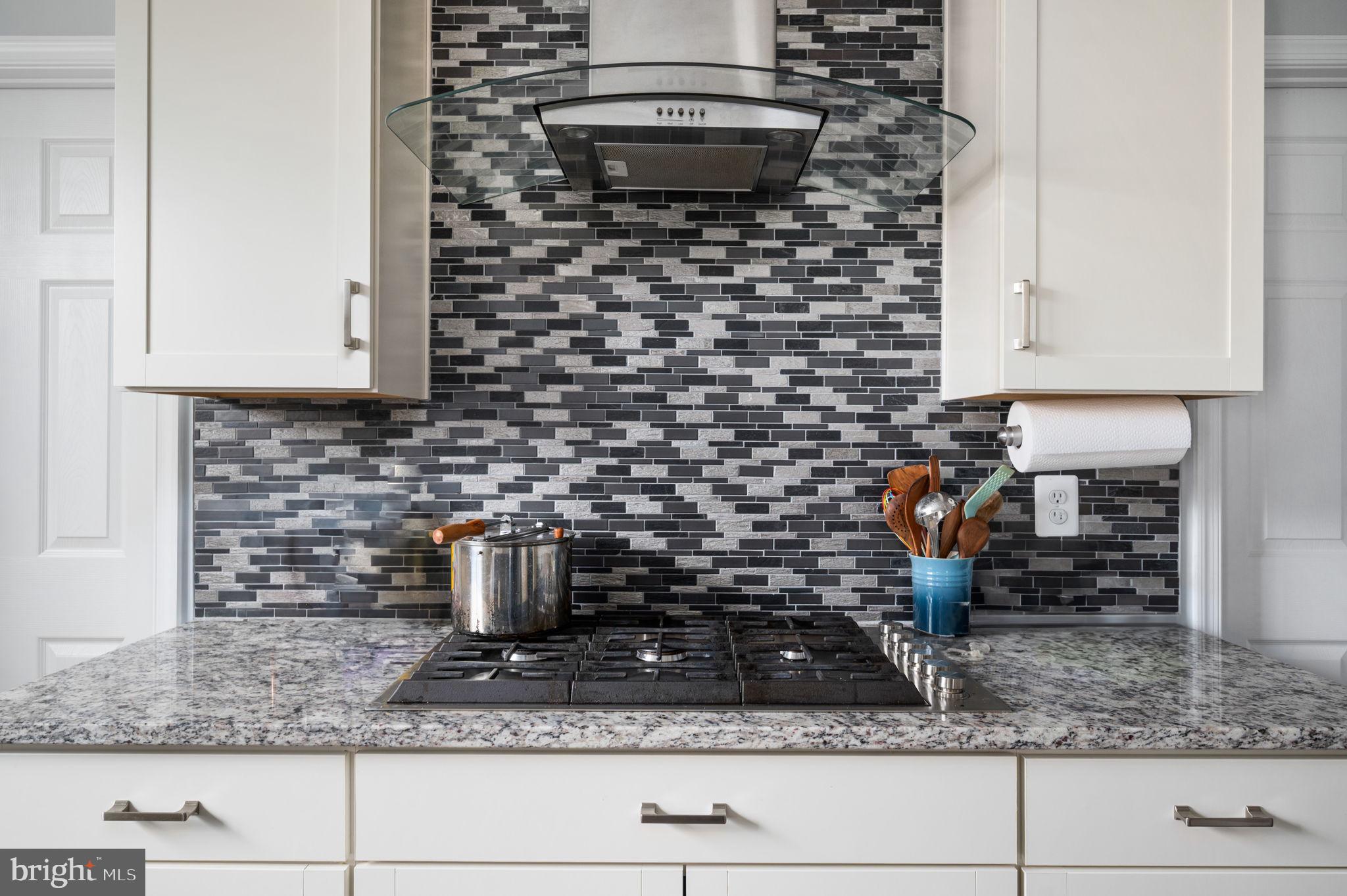 ROBERTS RUN - Residential Lease